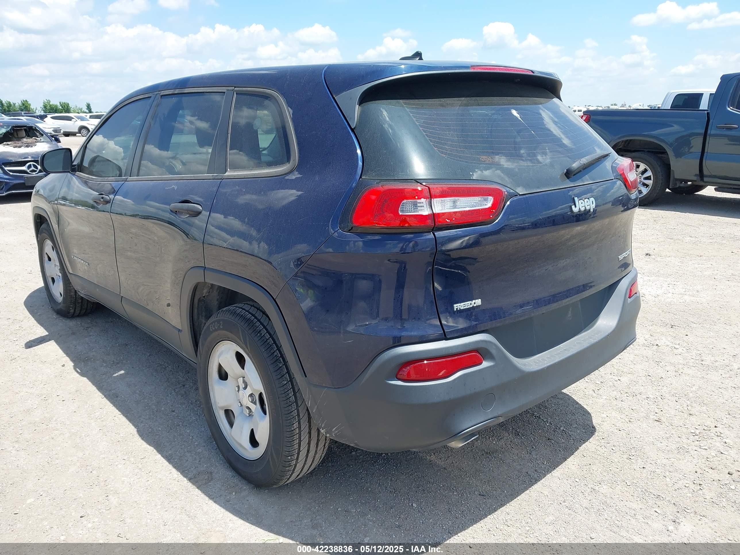 JEEP CHEROKEE image 3