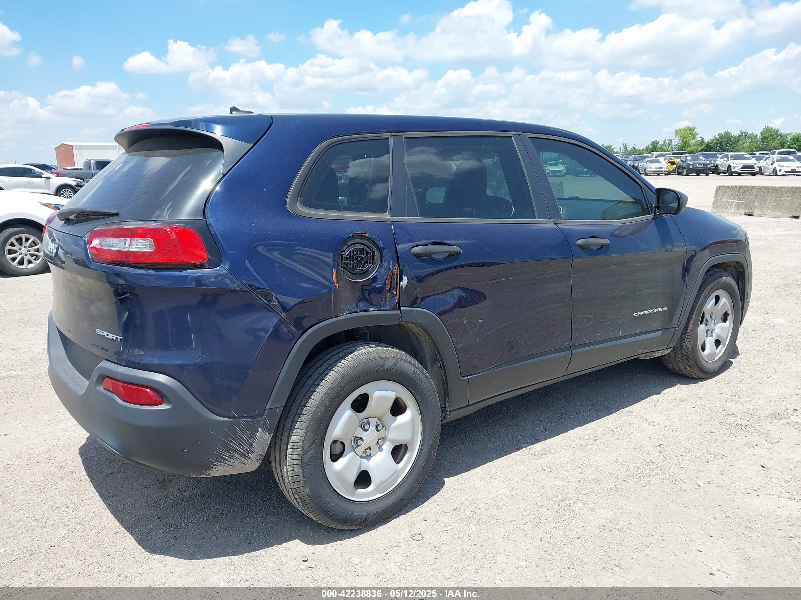 JEEP CHEROKEE image 6