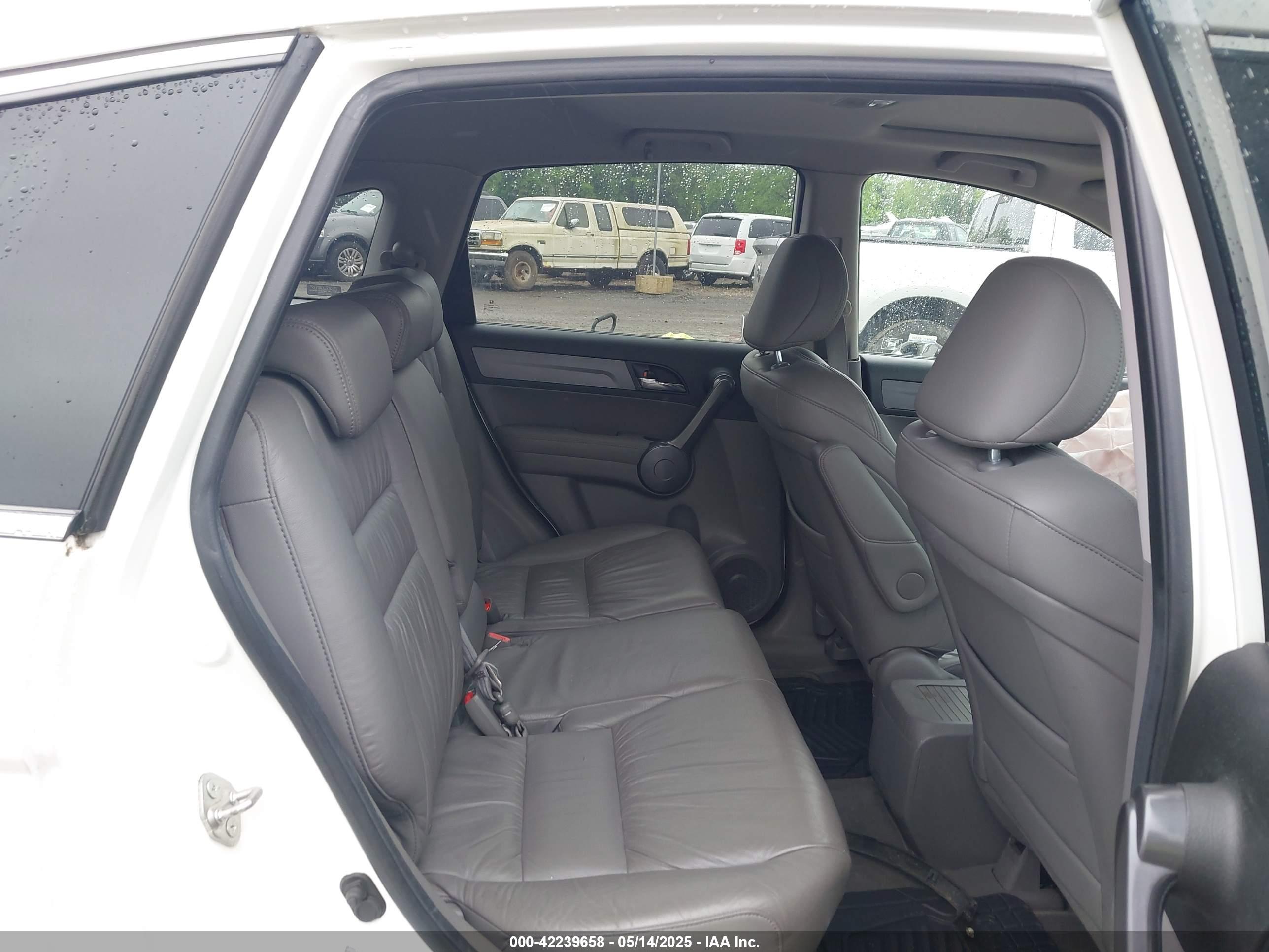 HONDA CR-V image 8