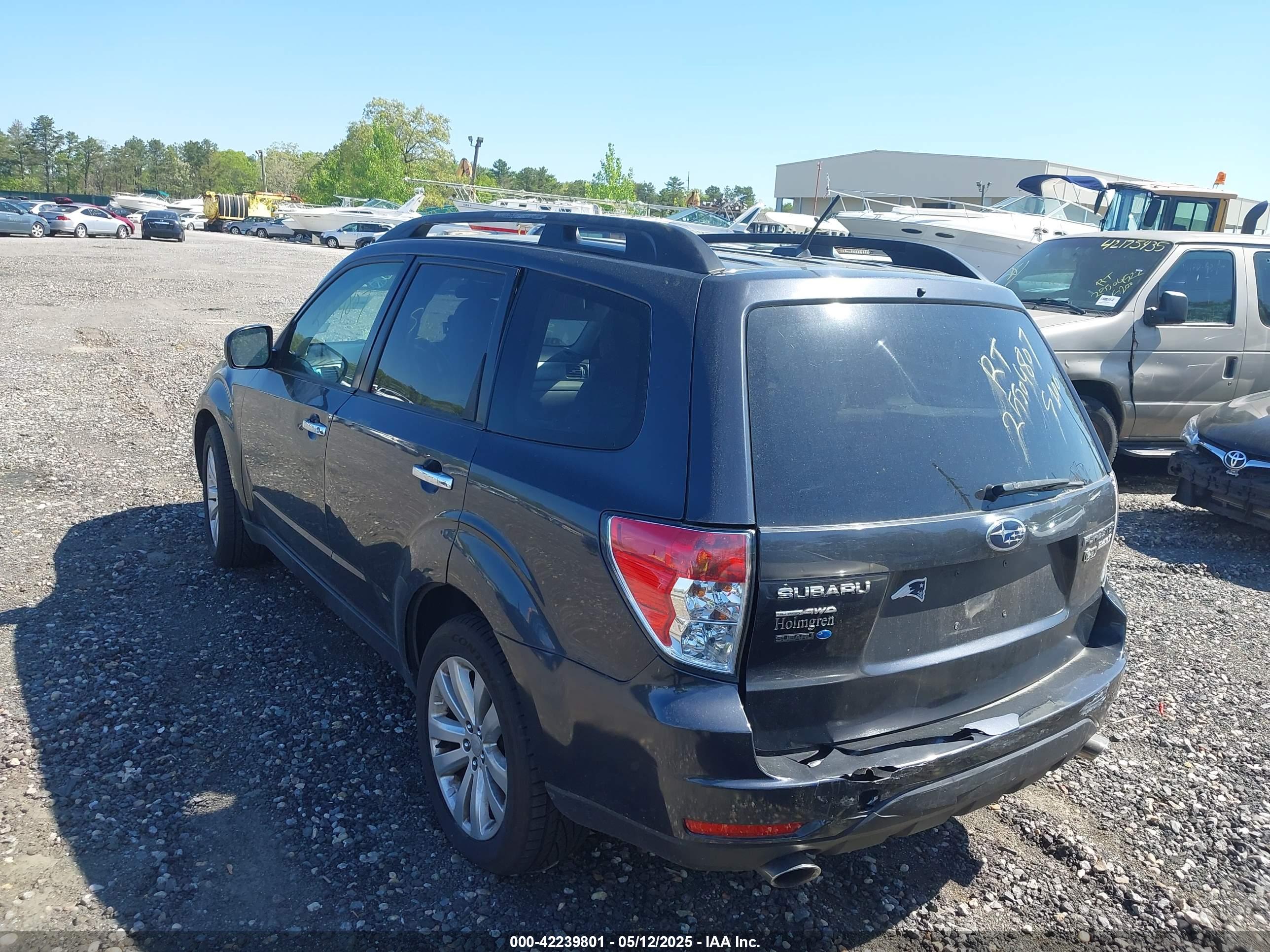 SUBARU FORESTER image 3