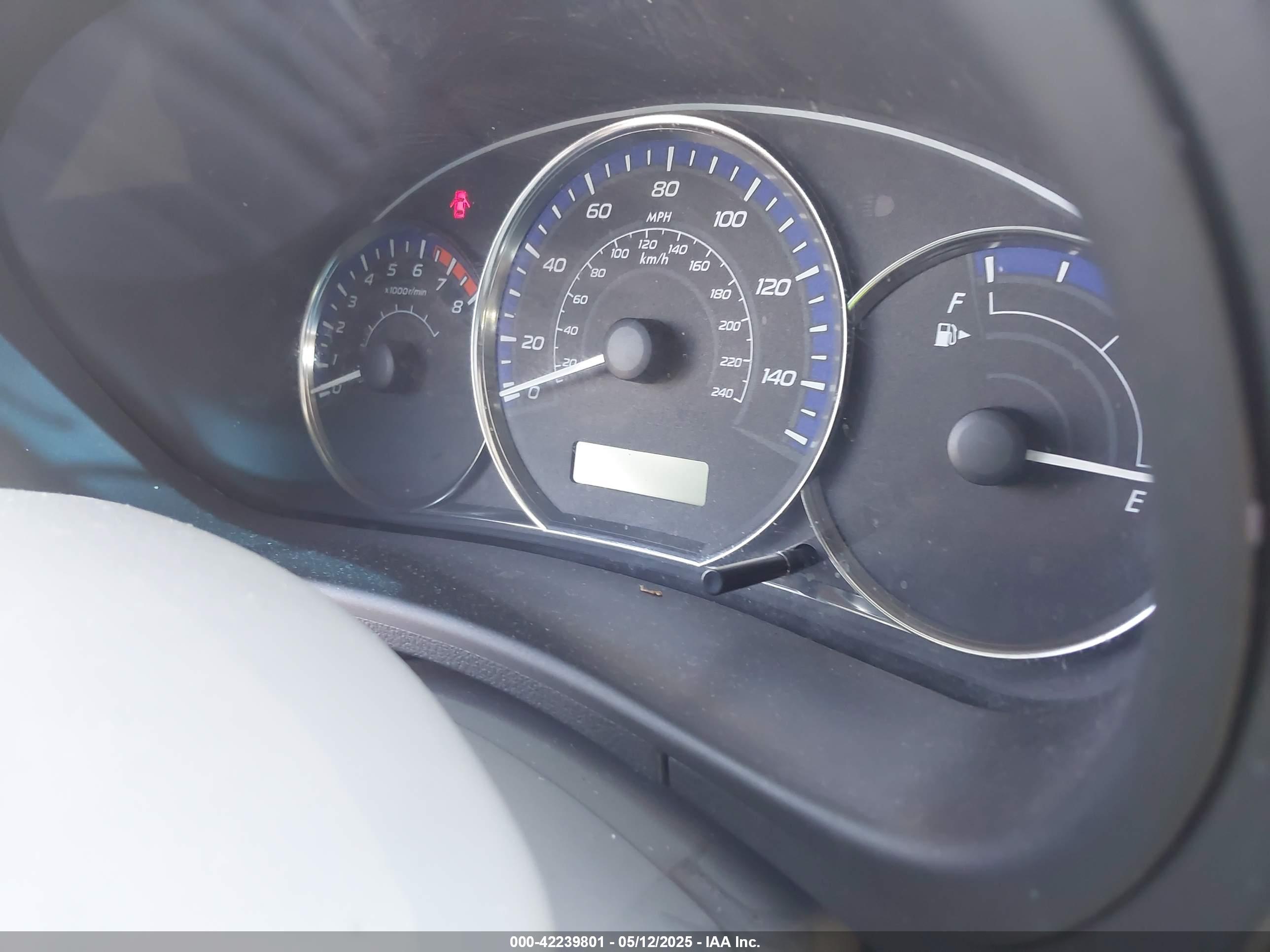 SUBARU FORESTER image 7
