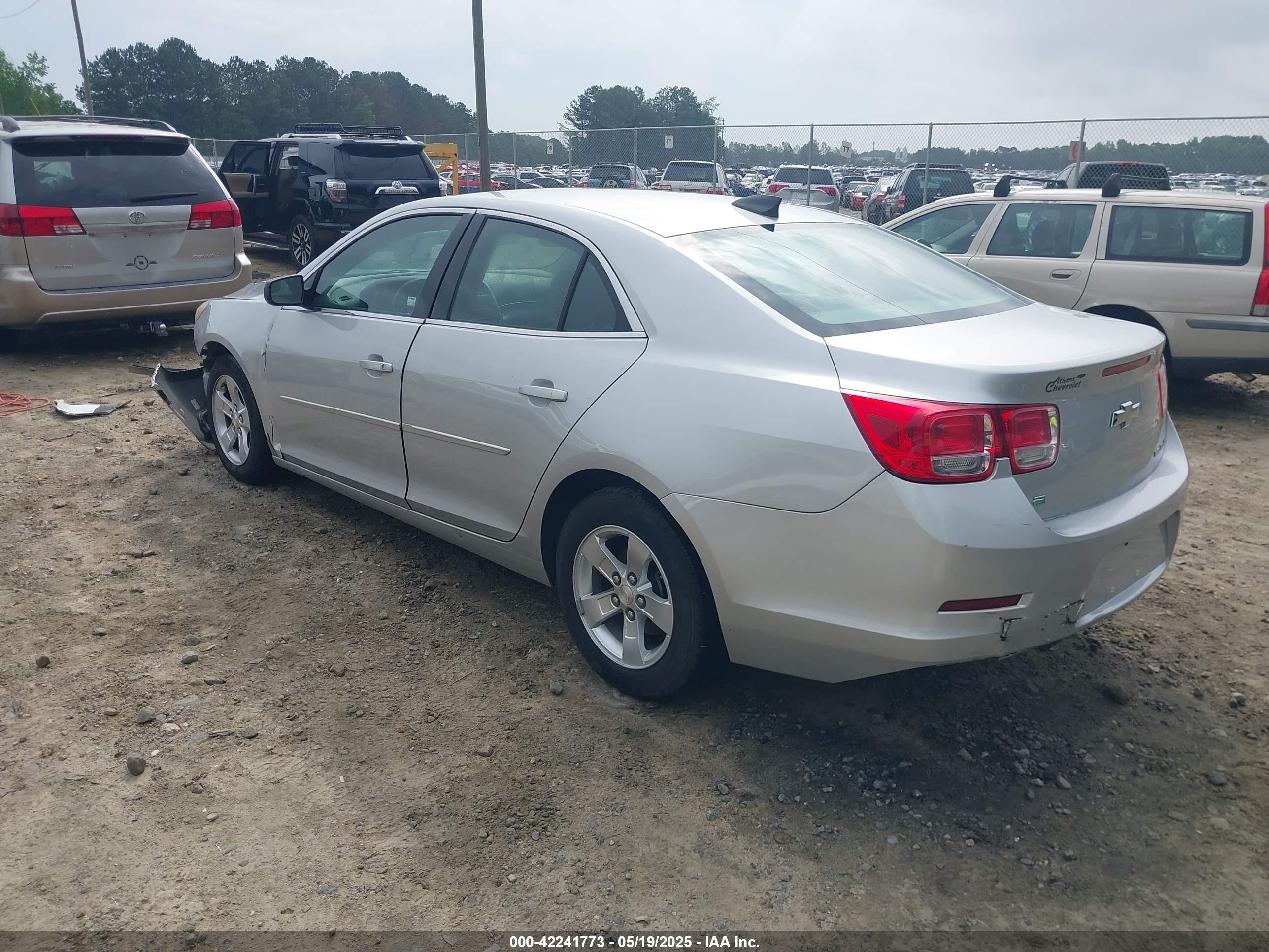 CHEVROLET MALIBU image 3