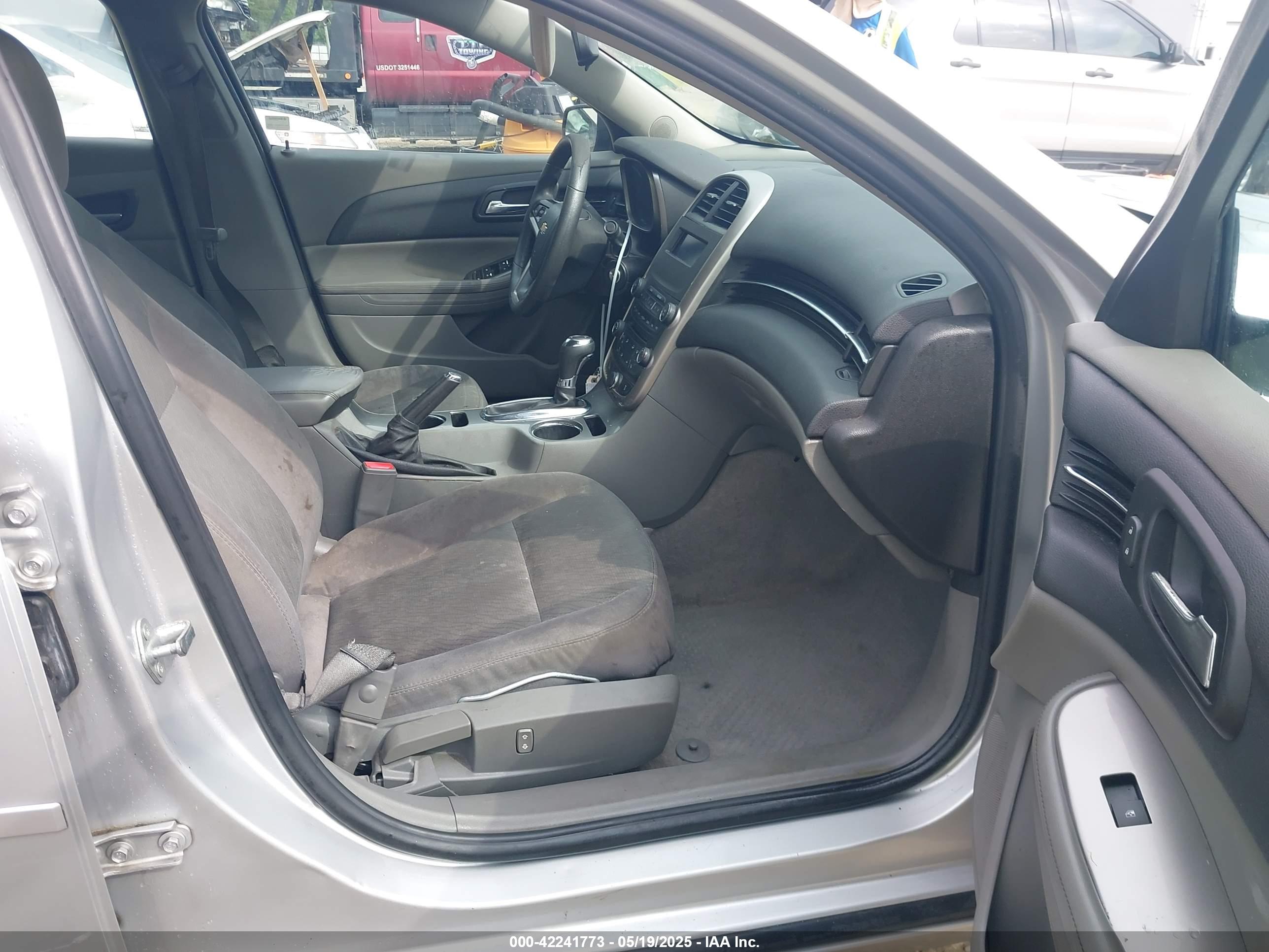 CHEVROLET MALIBU image 5