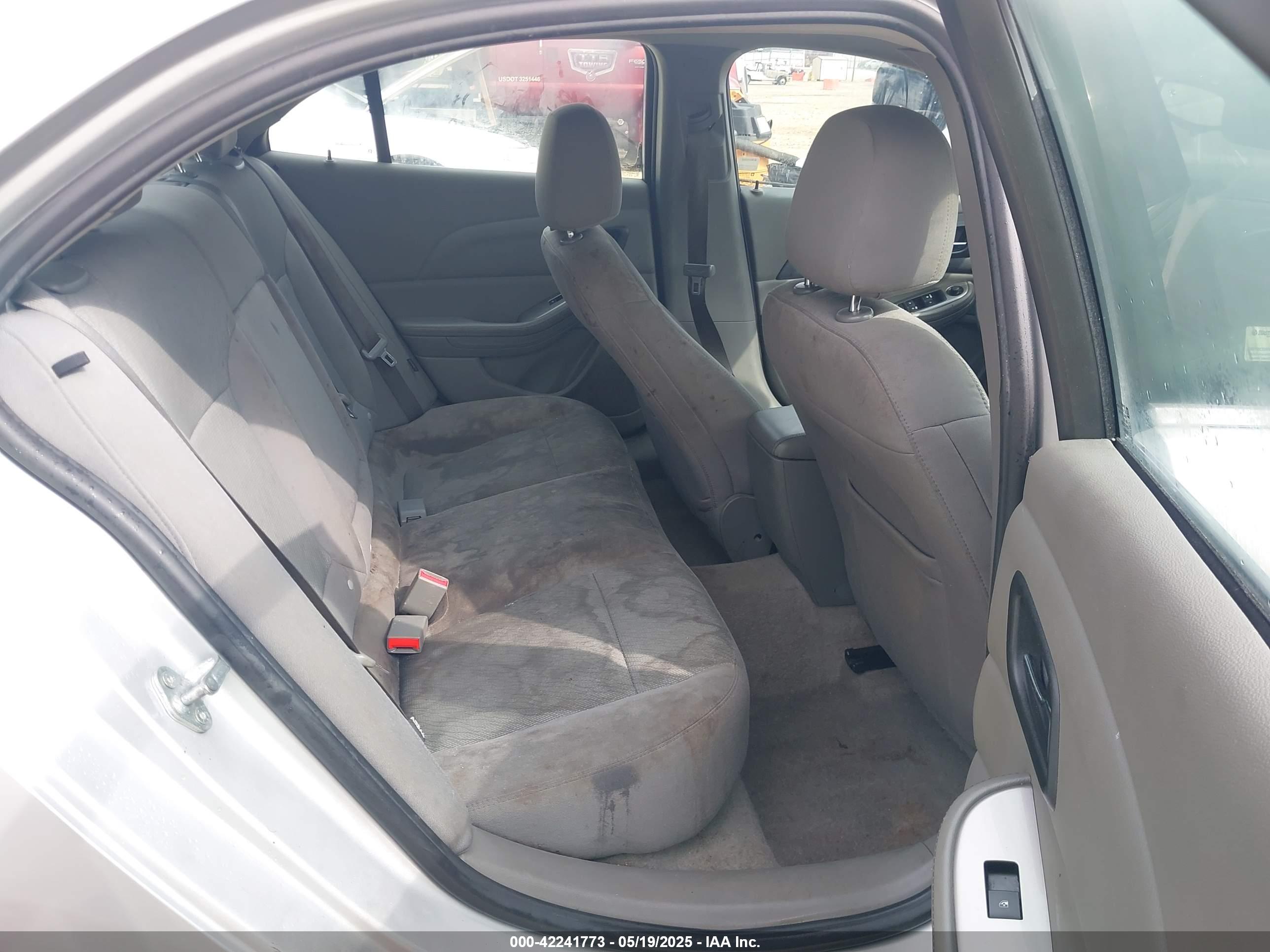 CHEVROLET MALIBU image 8