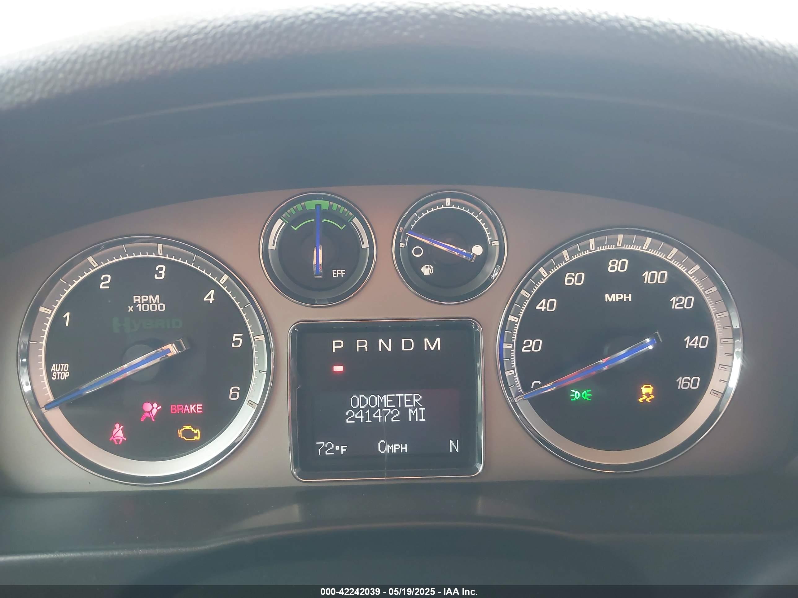 CADILLAC ESCALADE image 7