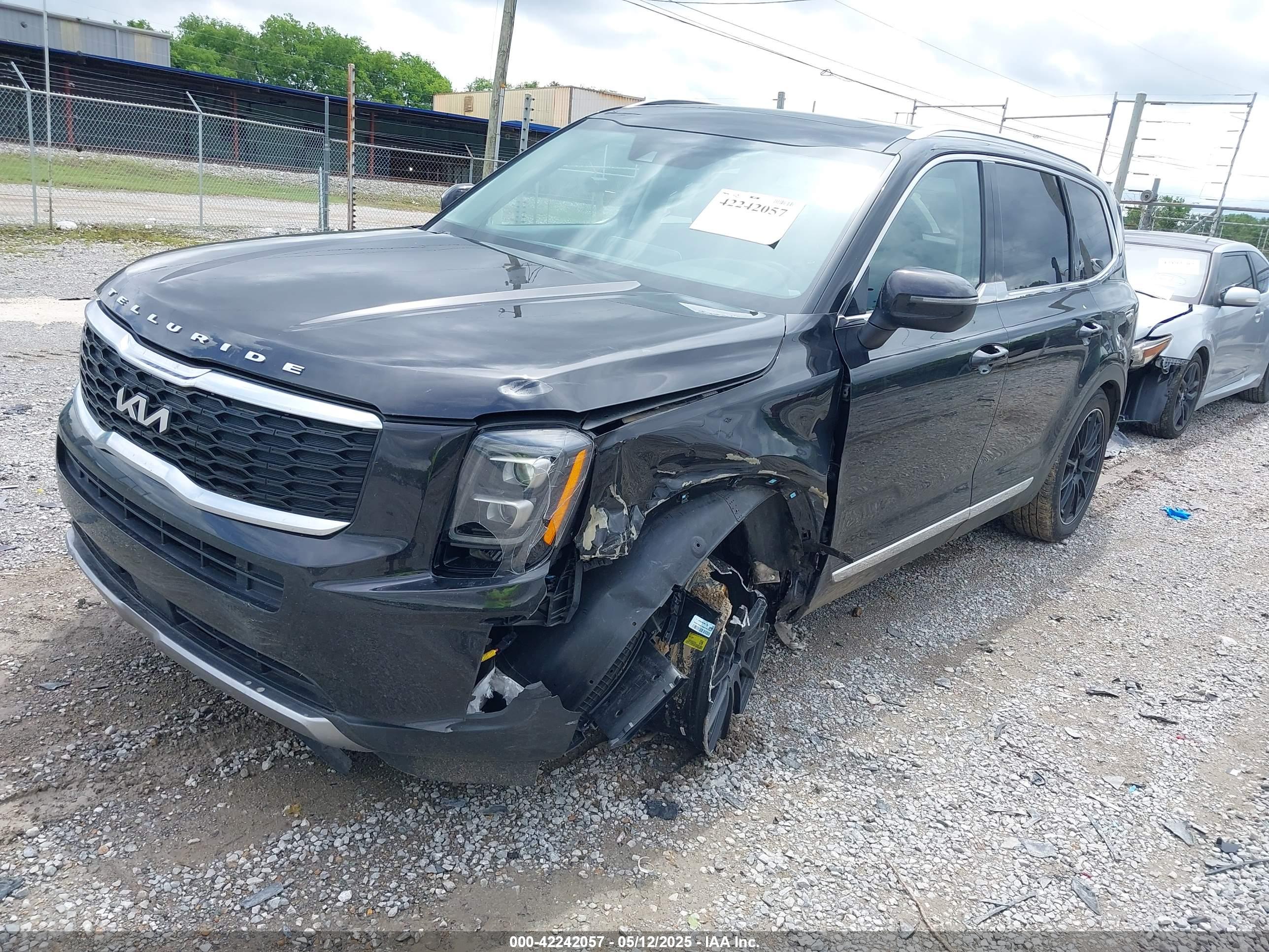 KIA TELLURIDE image 2