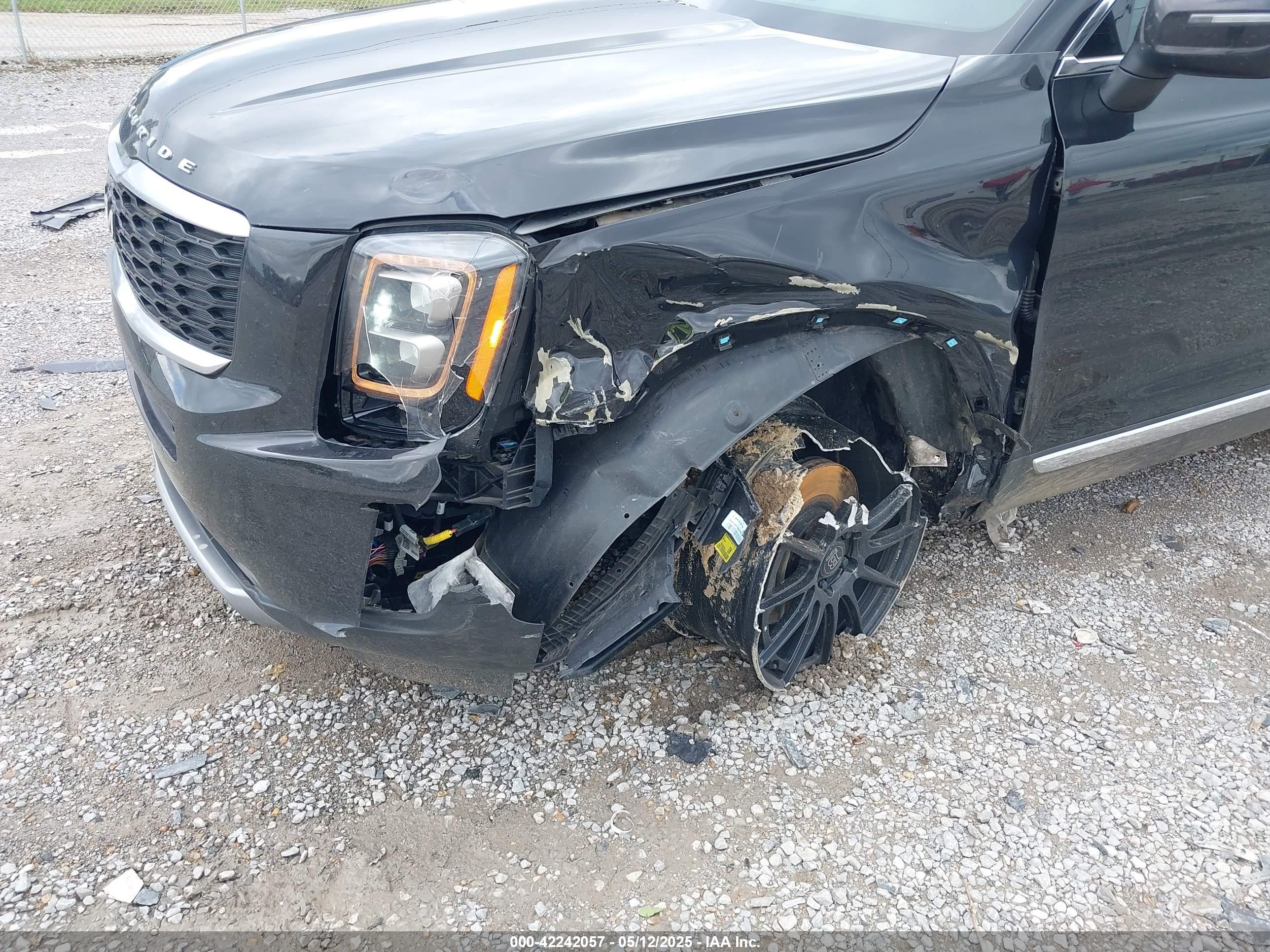 KIA TELLURIDE image 6