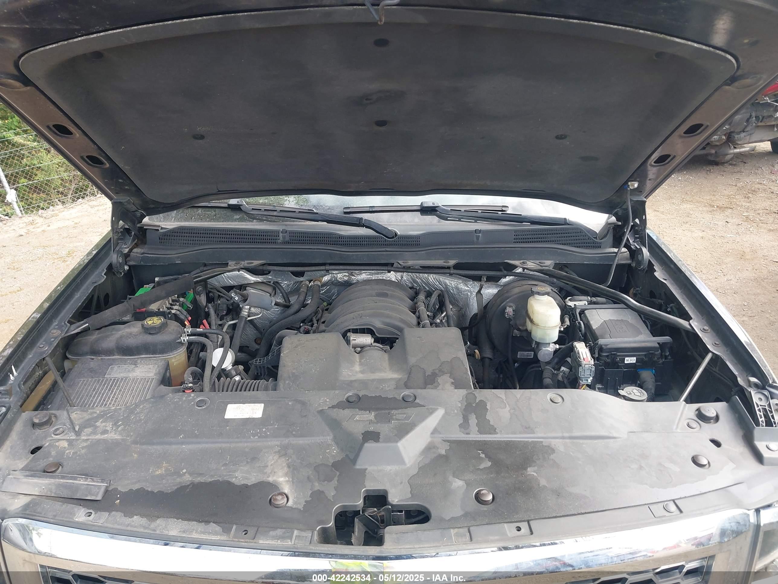 CHEVROLET SILVERADO image 10