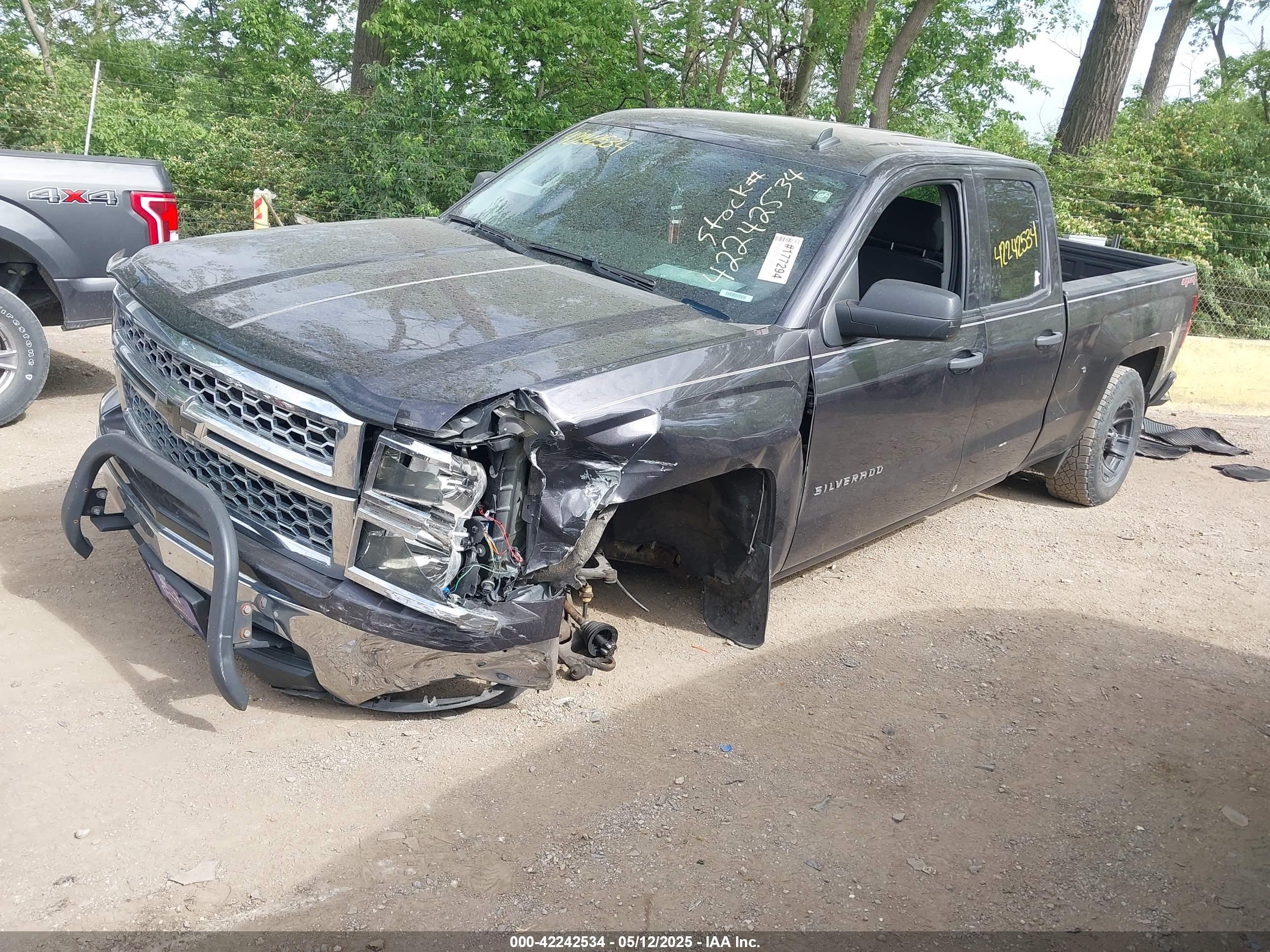 CHEVROLET SILVERADO image 2