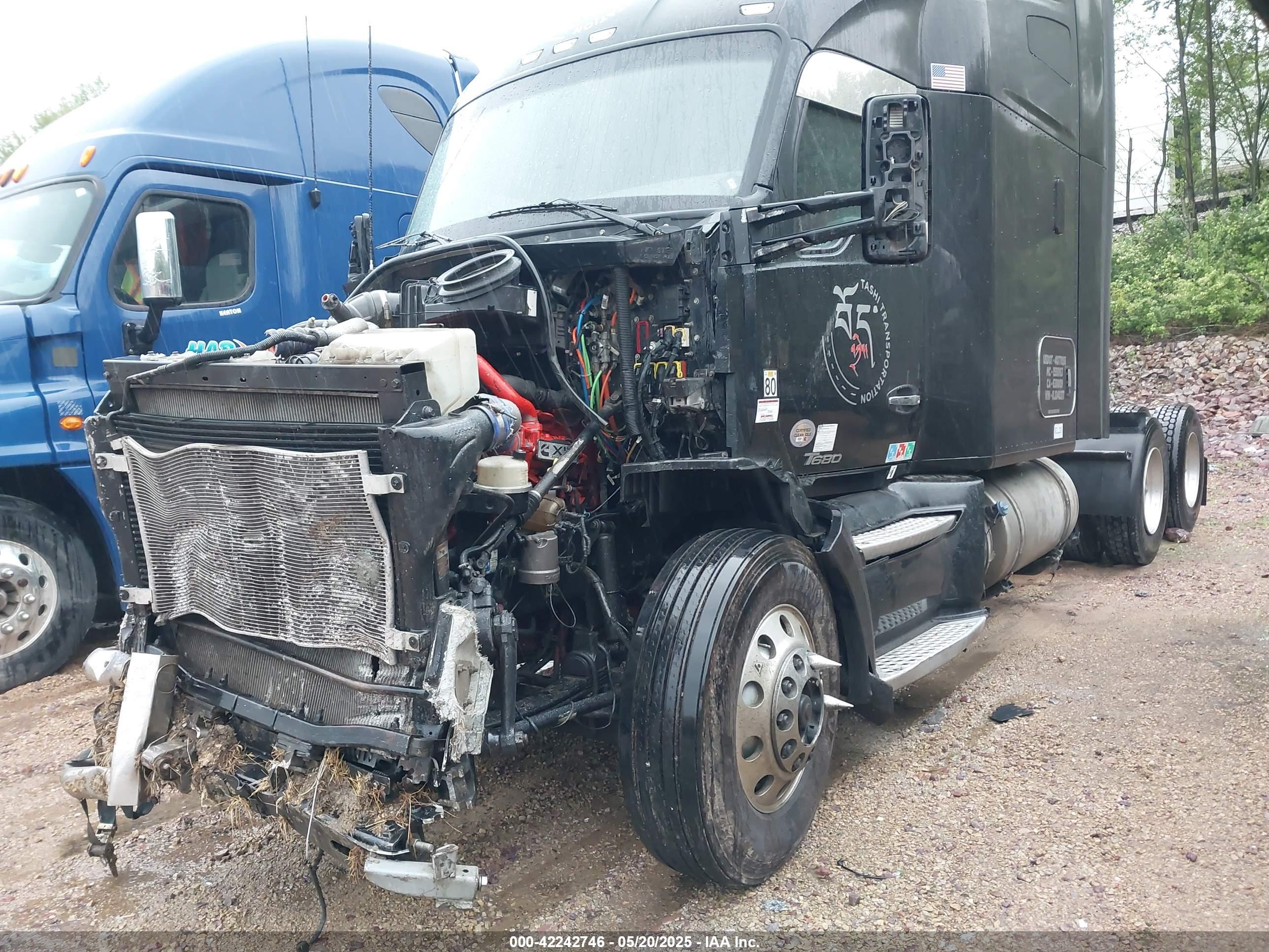 KENWORTH T680 image 2