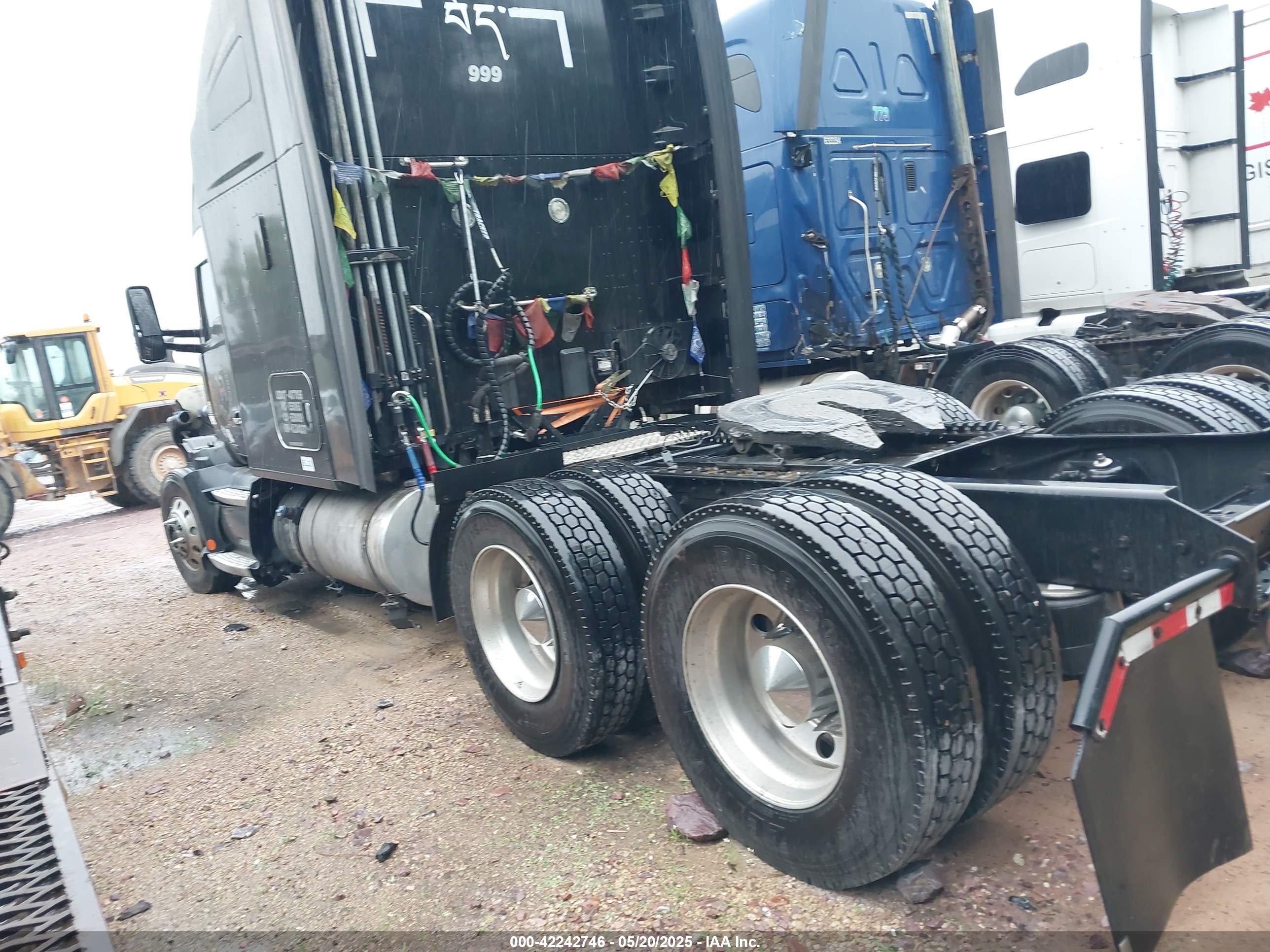 KENWORTH T680 image 3