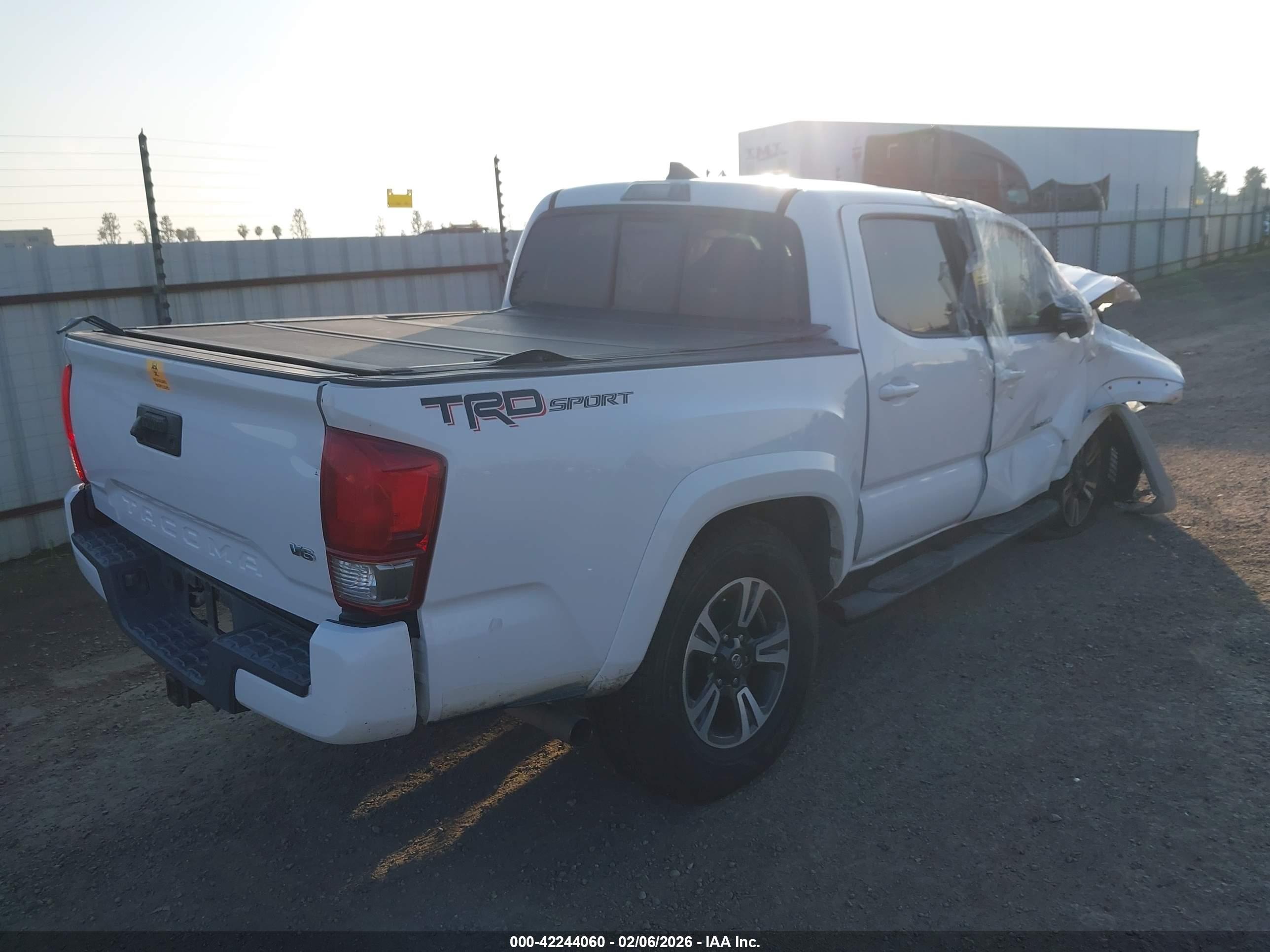 TOYOTA TACOMA image 4