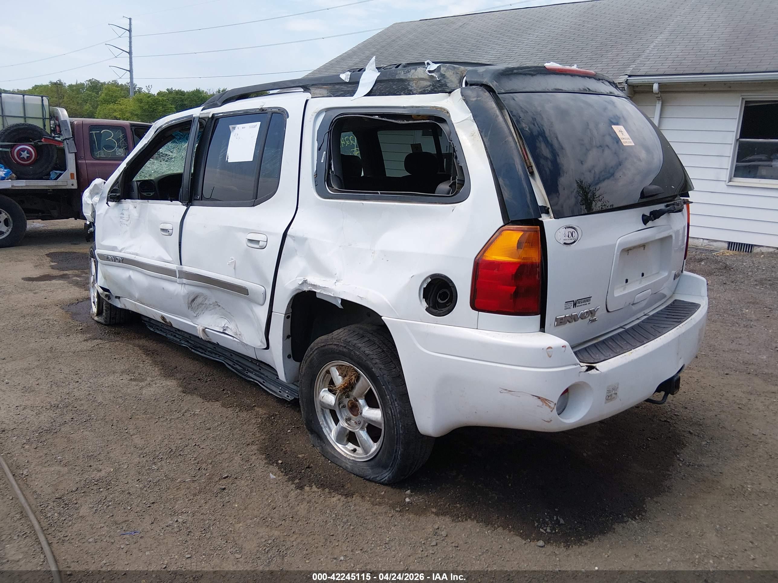 GMC ENVOY image 3