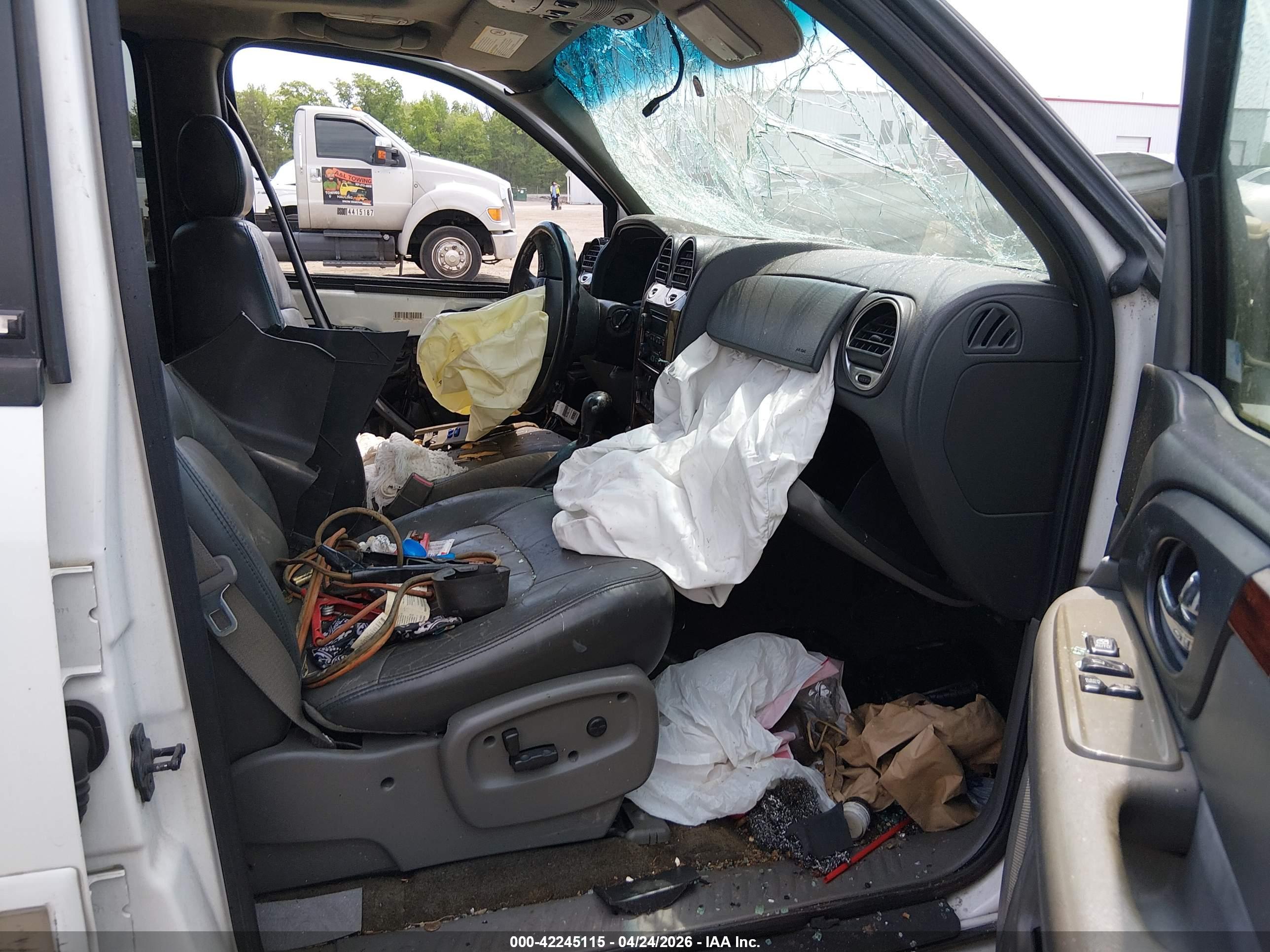 GMC ENVOY image 5