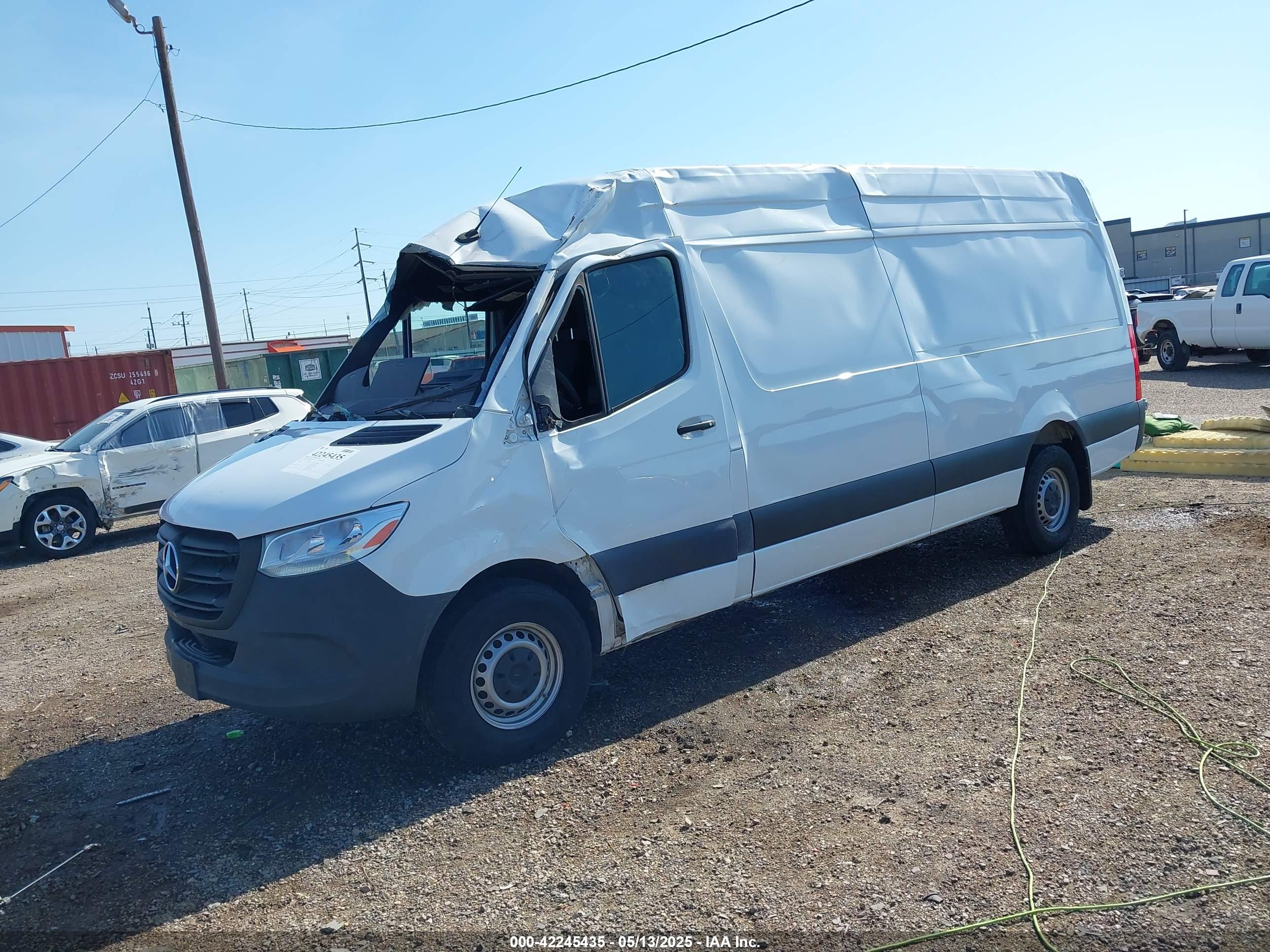 MERCEDES-BENZ SPRINTER image 2