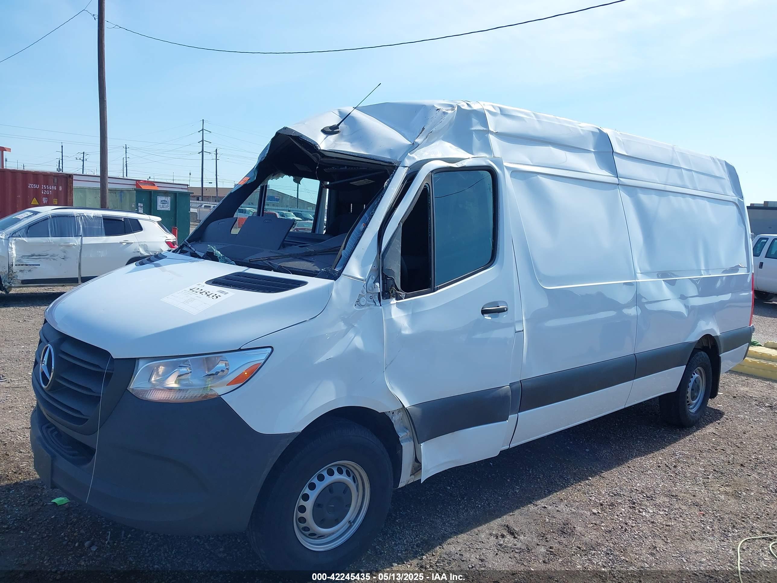 MERCEDES-BENZ SPRINTER image 6