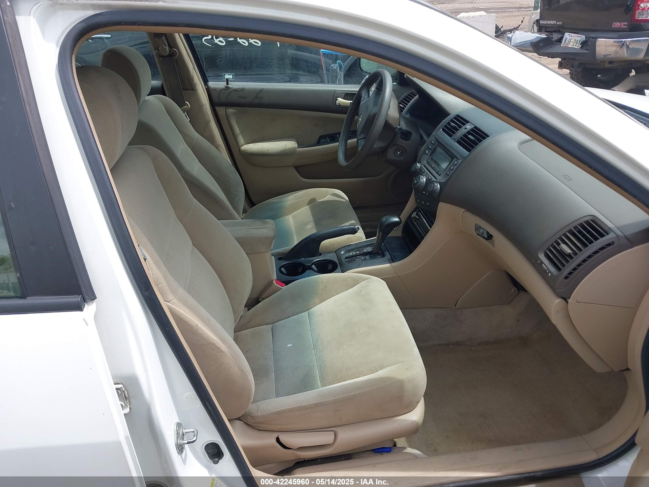 HONDA ACCORD image 5