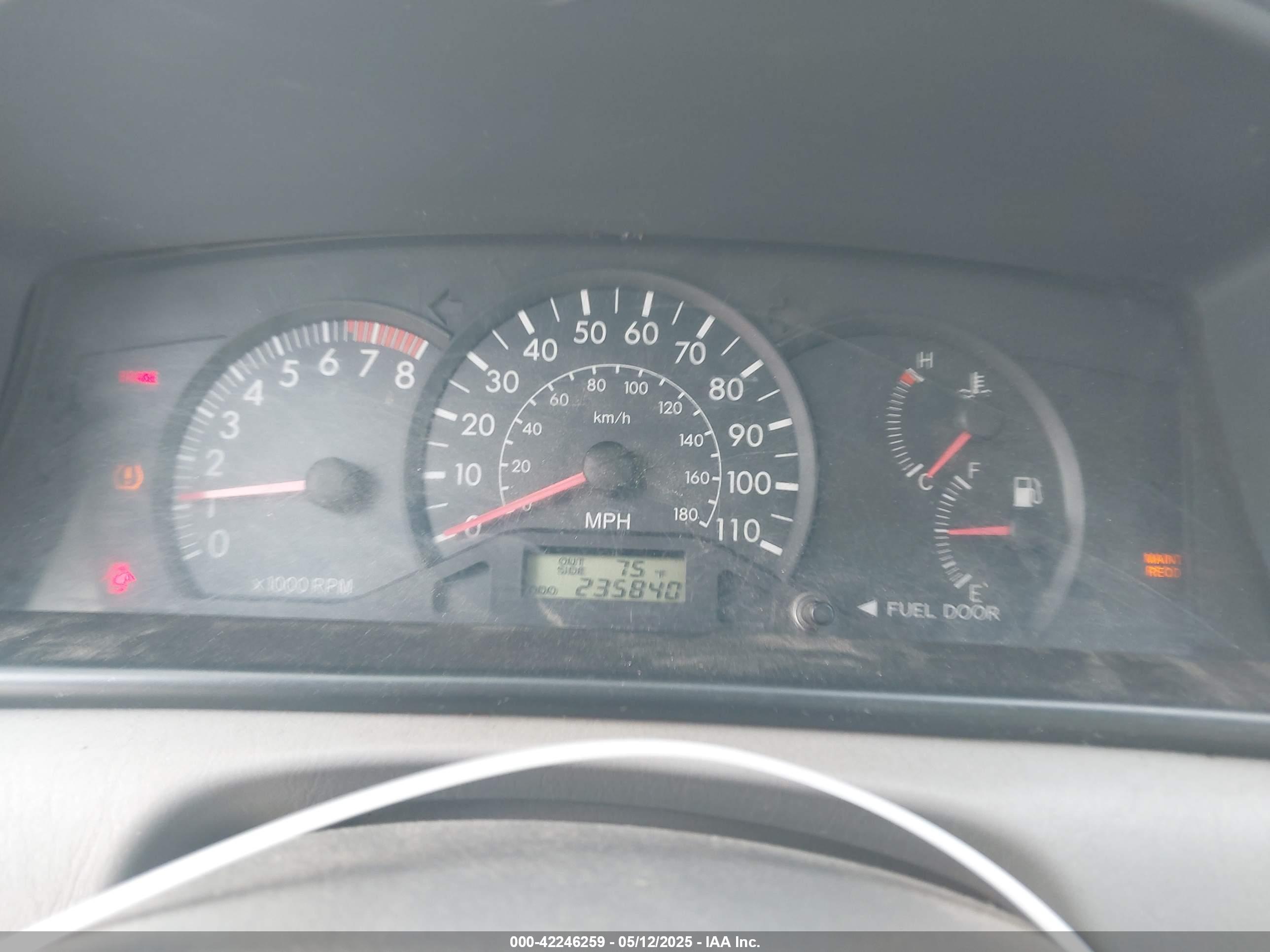 TOYOTA COROLLA image 7