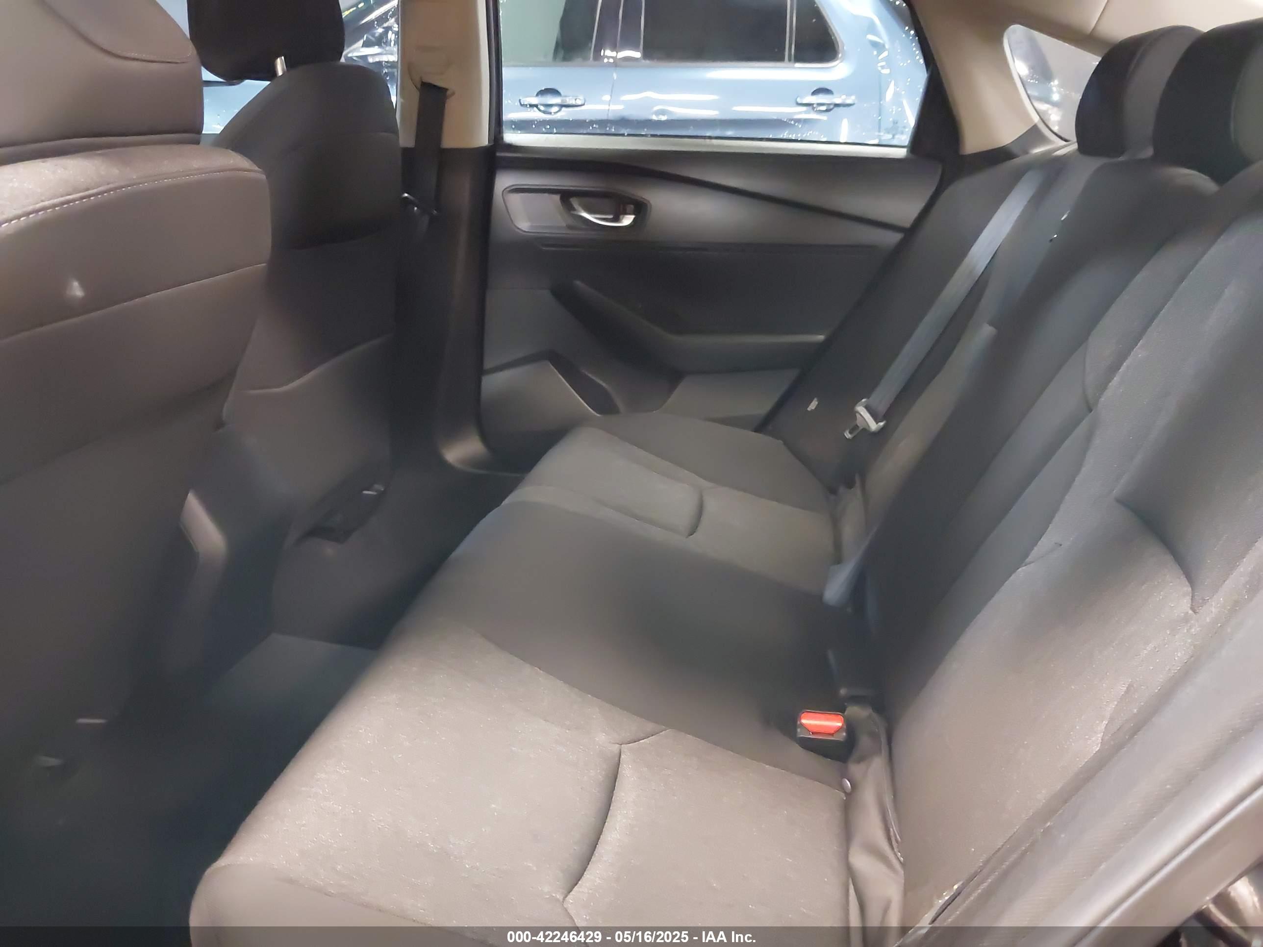 HONDA ACCORD image 8