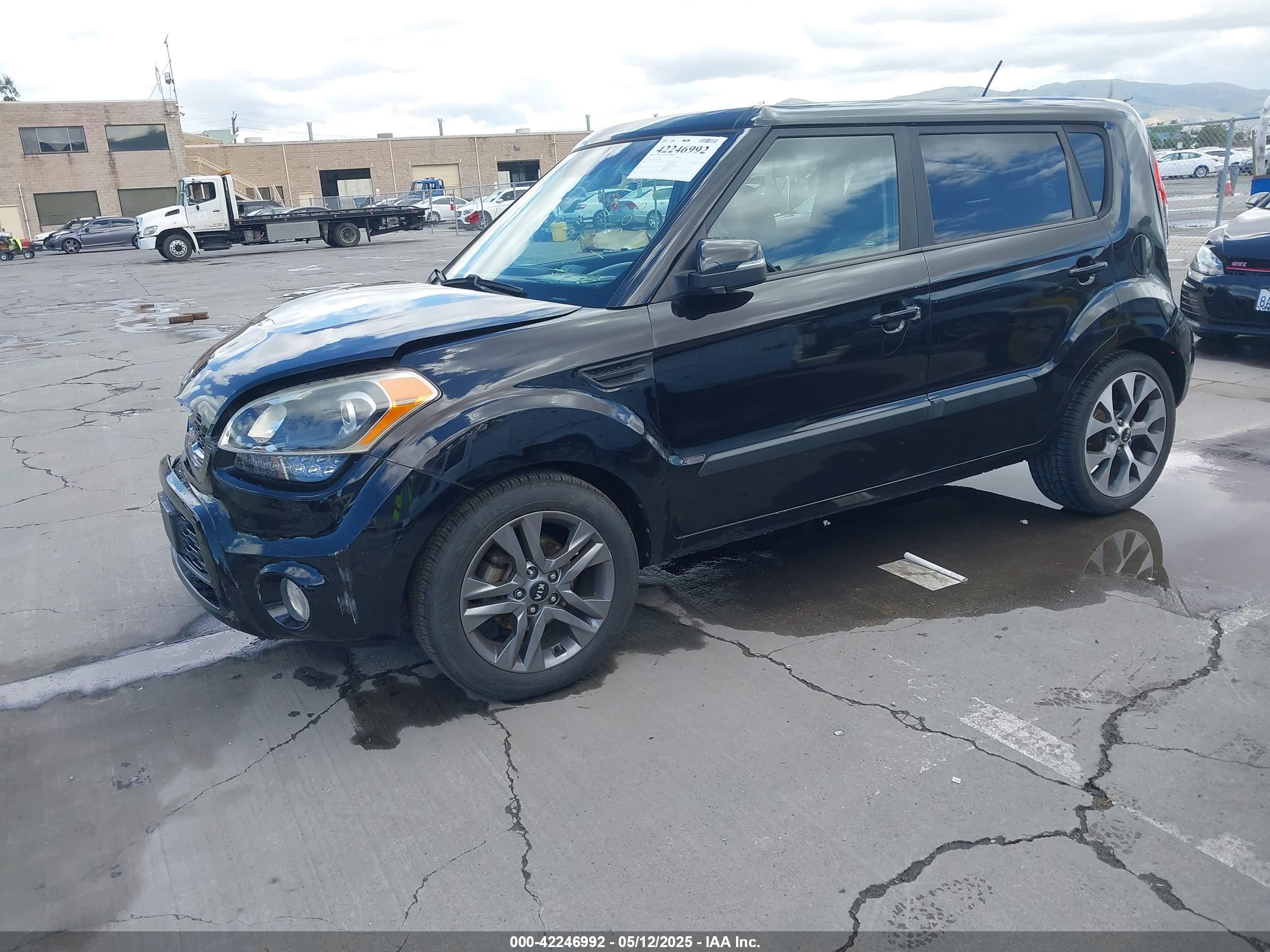 KIA SOUL image 2