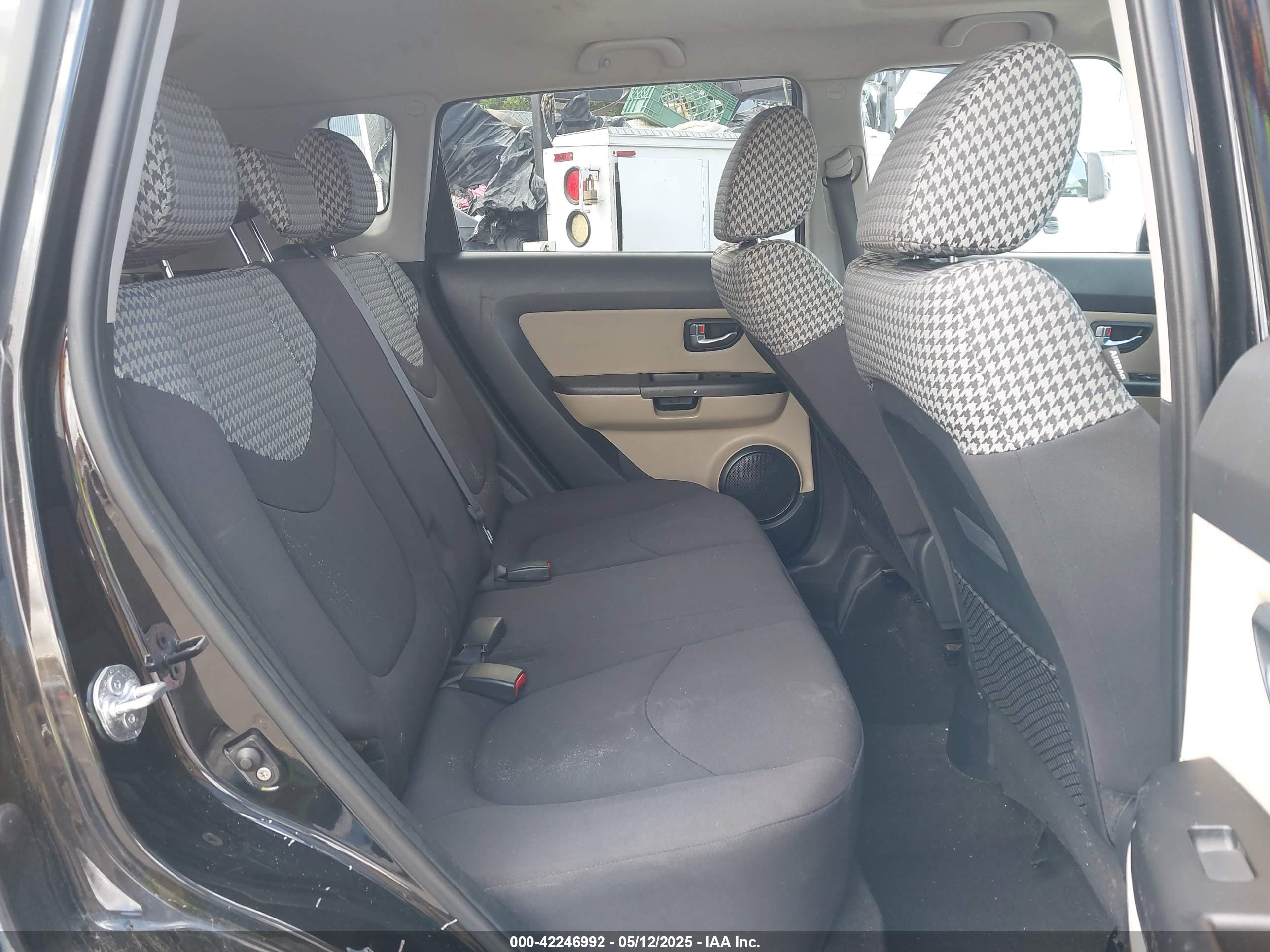 KIA SOUL image 8