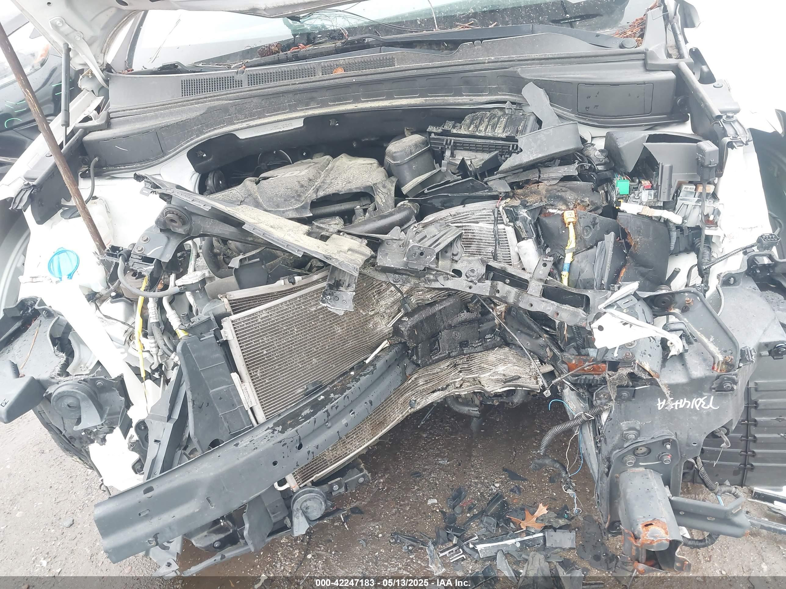 HYUNDAI SANTA image 10