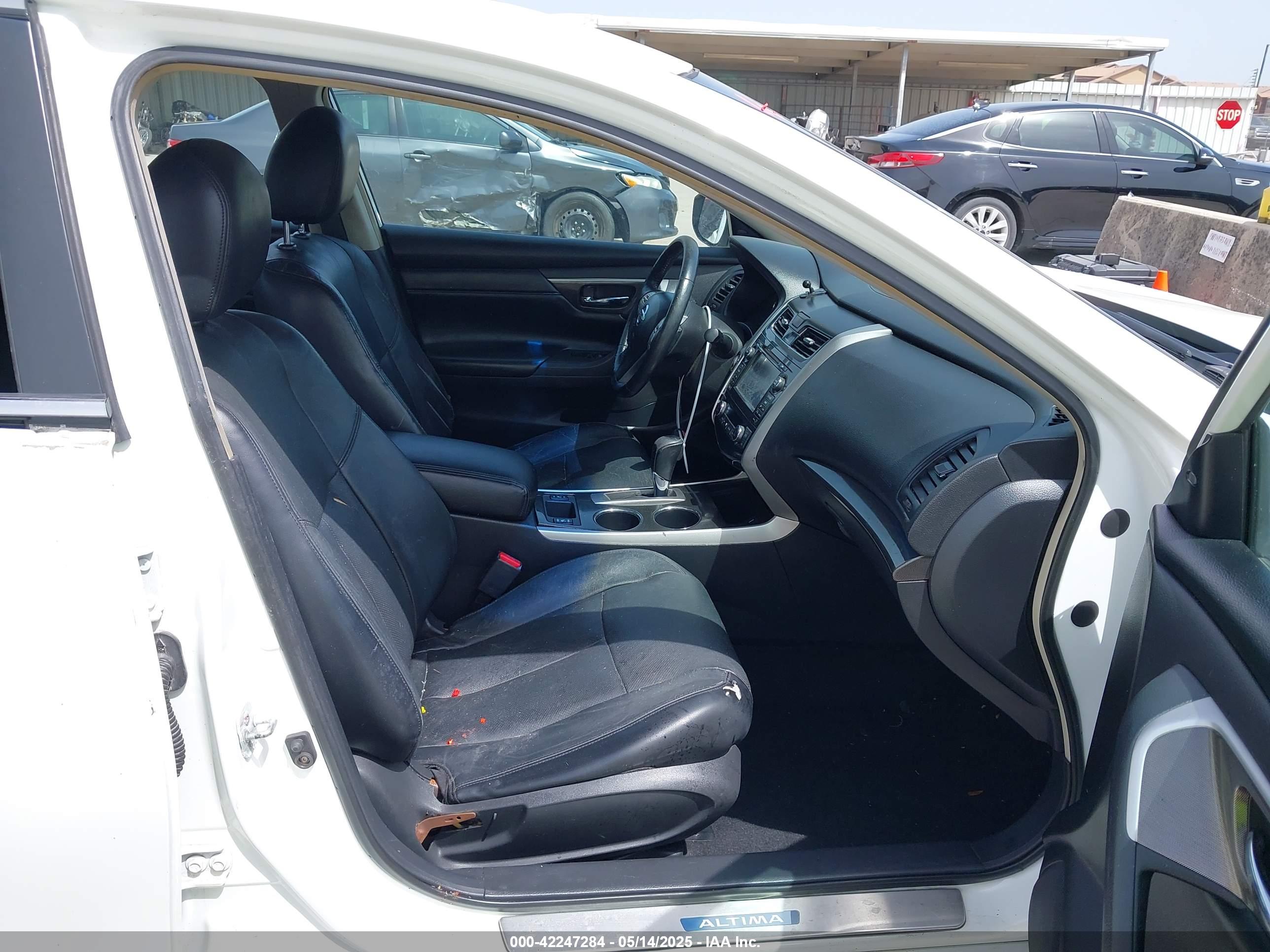 NISSAN ALTIMA image 5