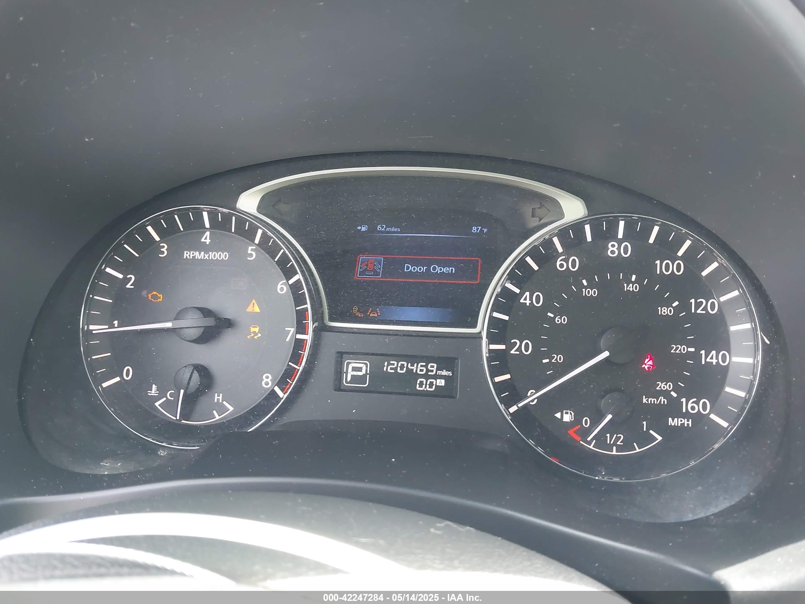 NISSAN ALTIMA image 7