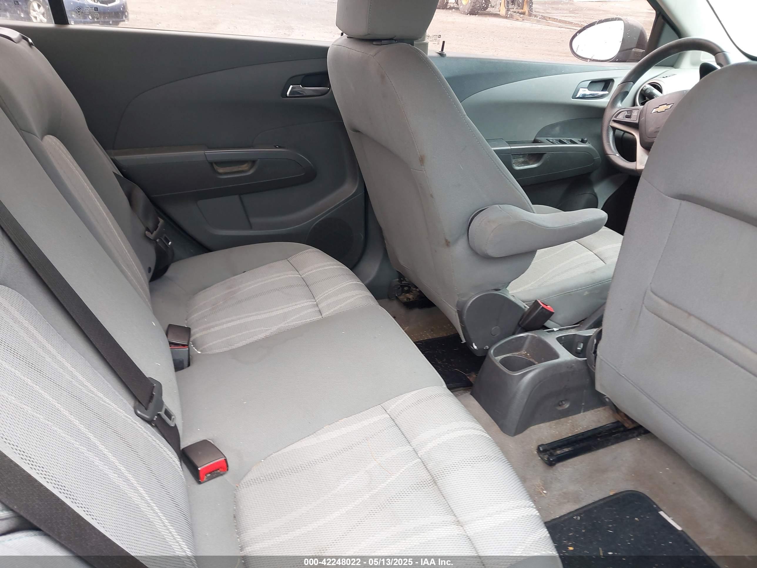 CHEVROLET SONIC image 8