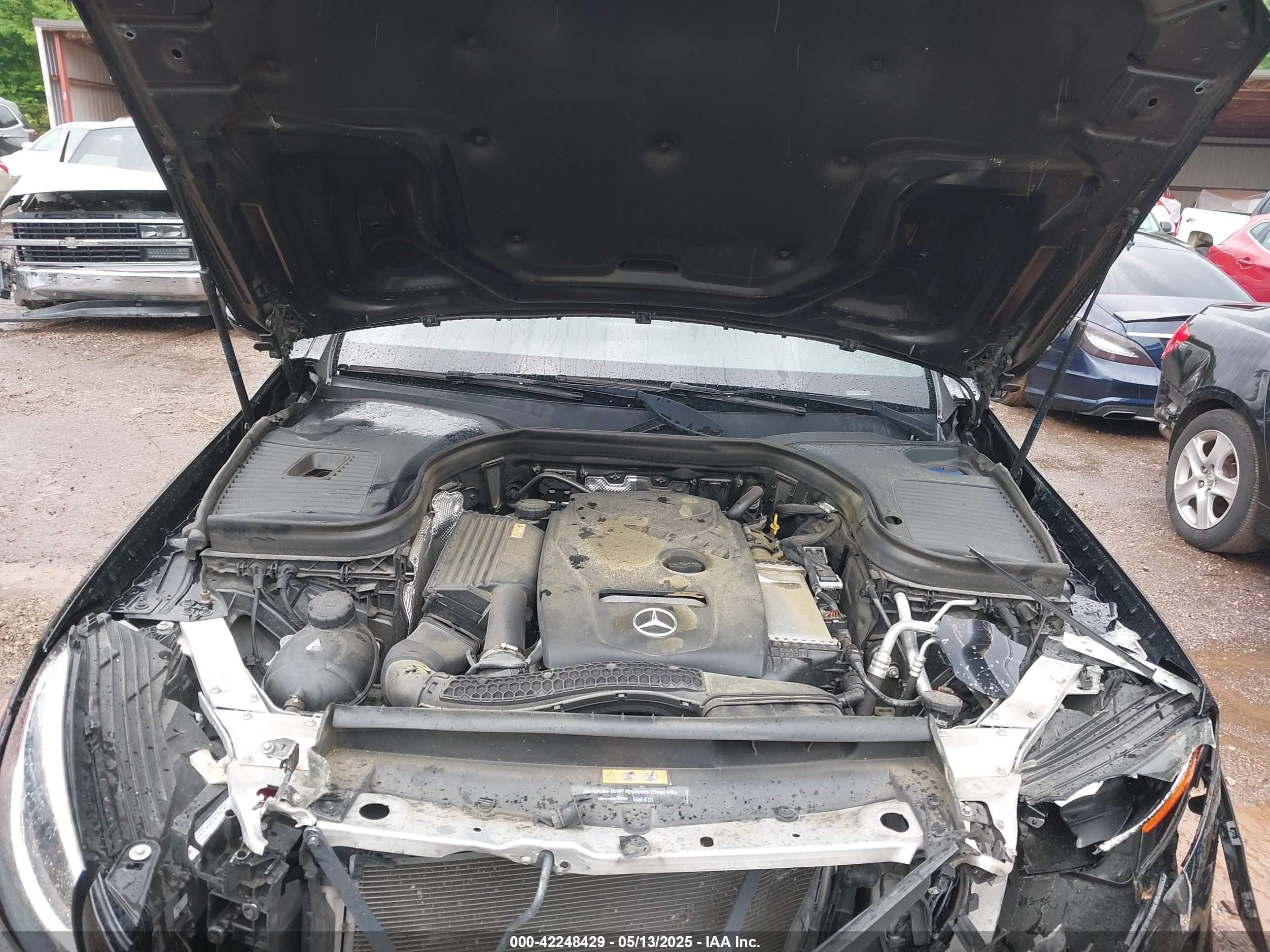 MERCEDES-BENZ GLC image 10
