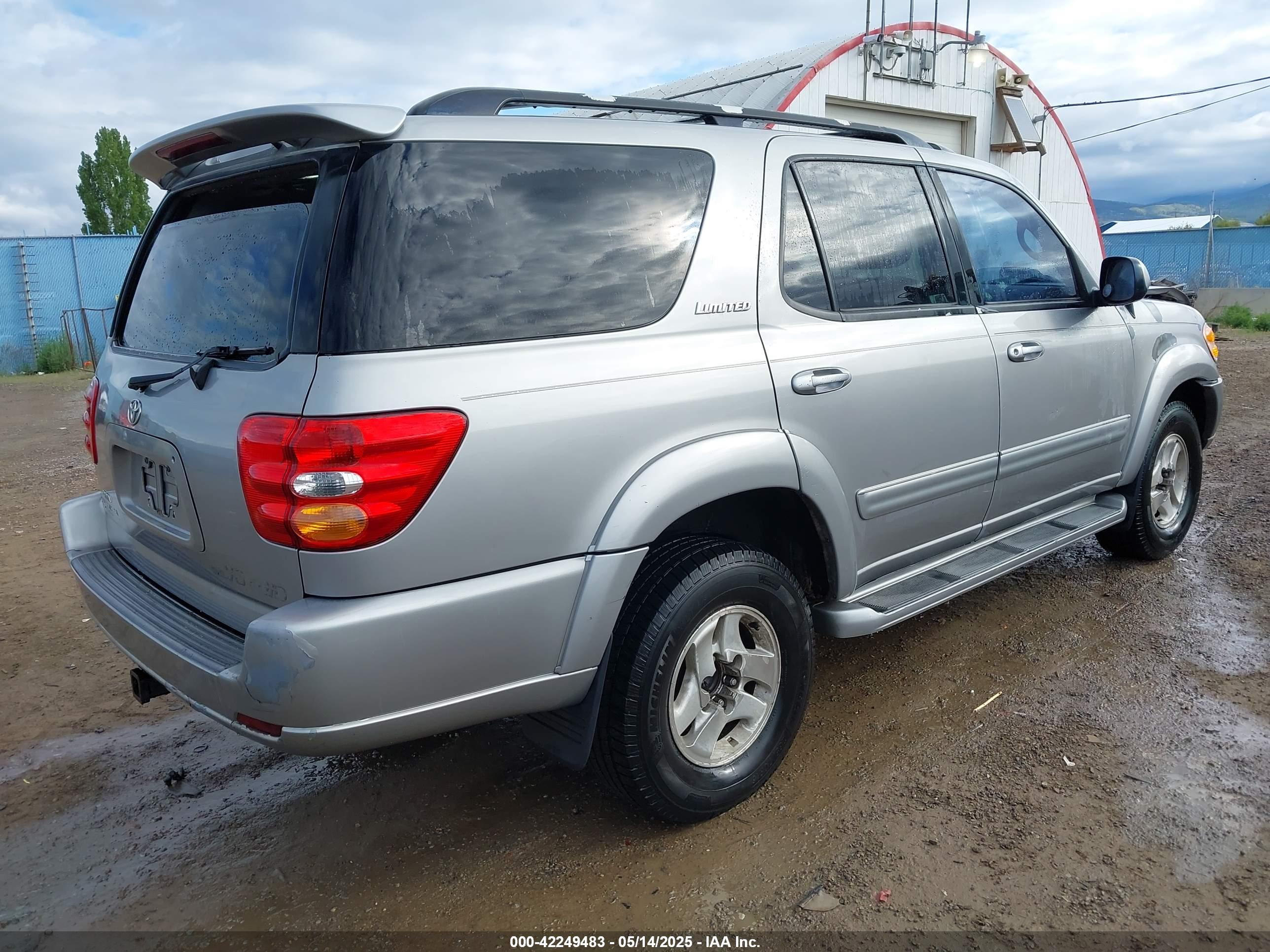 TOYOTA SEQUOIA image 4