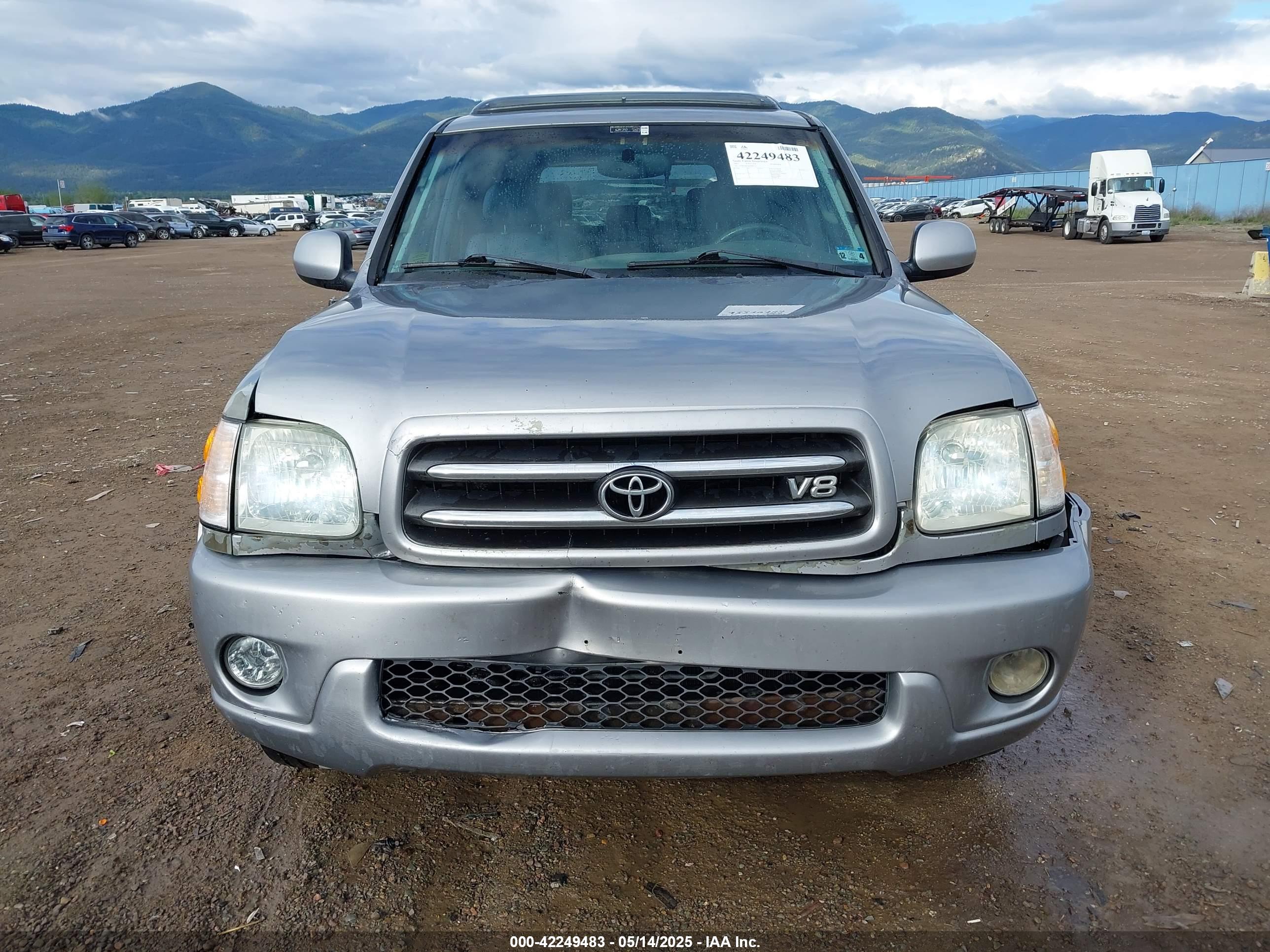 TOYOTA SEQUOIA image 6