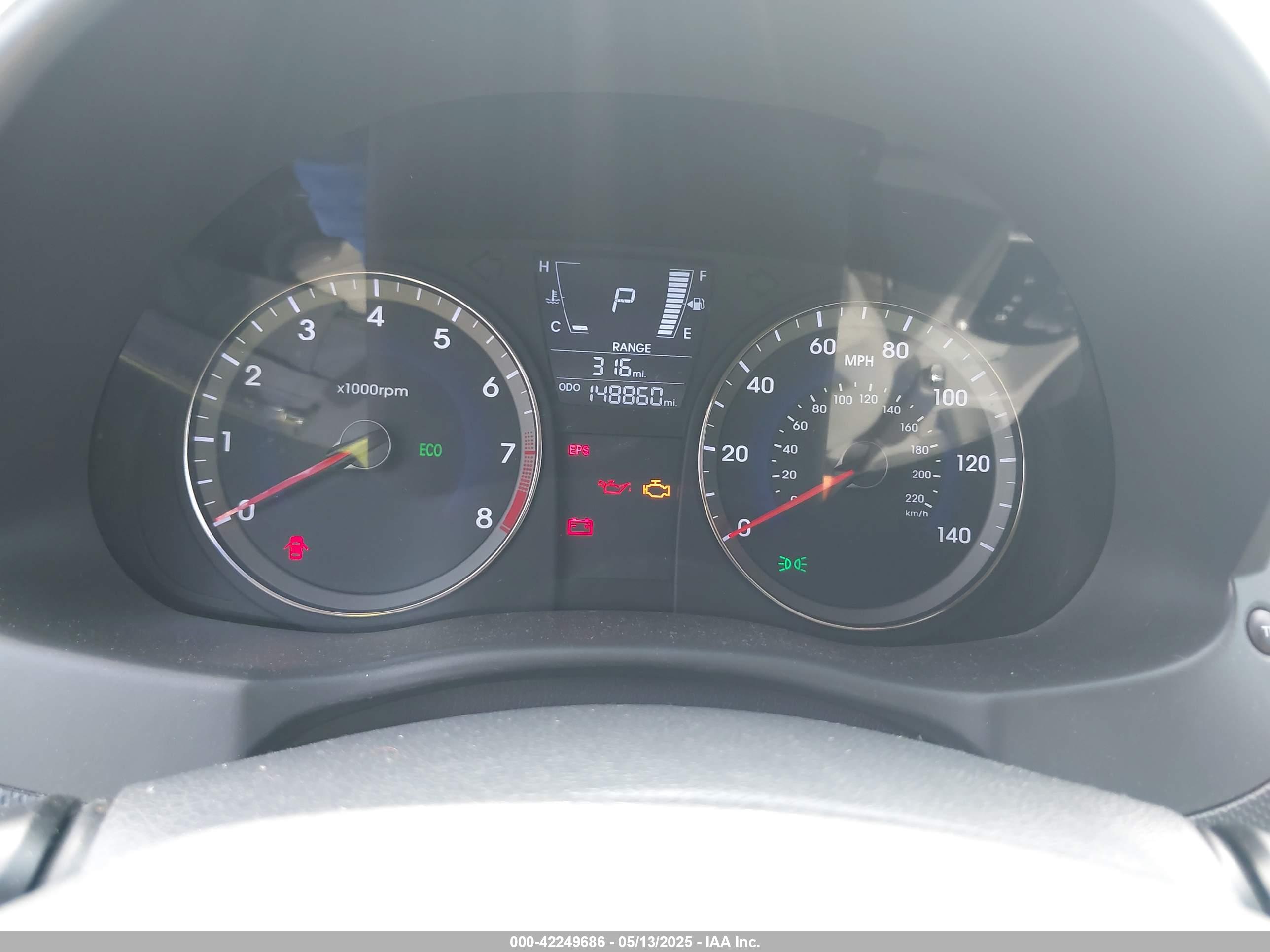 HYUNDAI ACCENT image 7