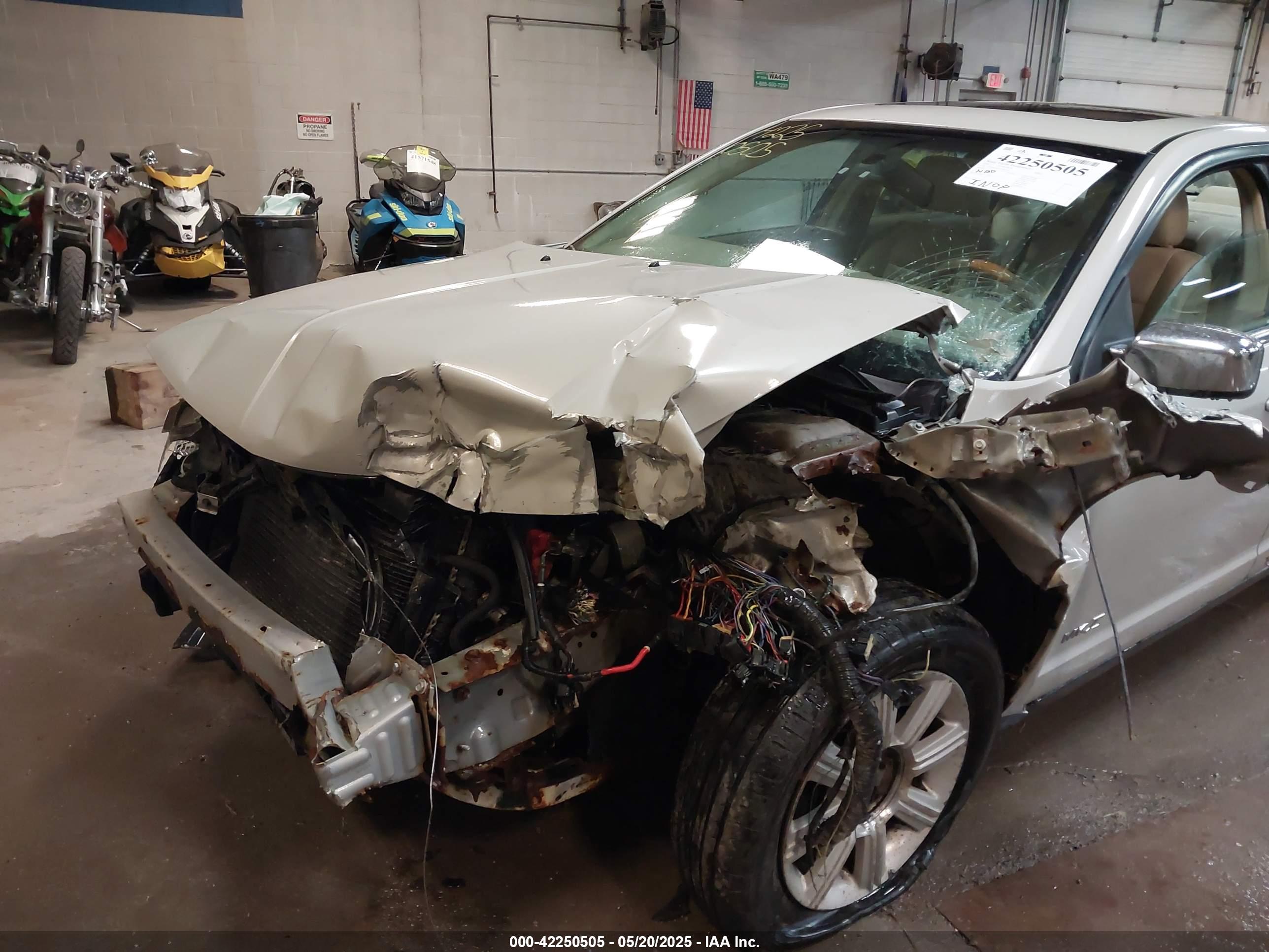 LINCOLN MKZ image 6