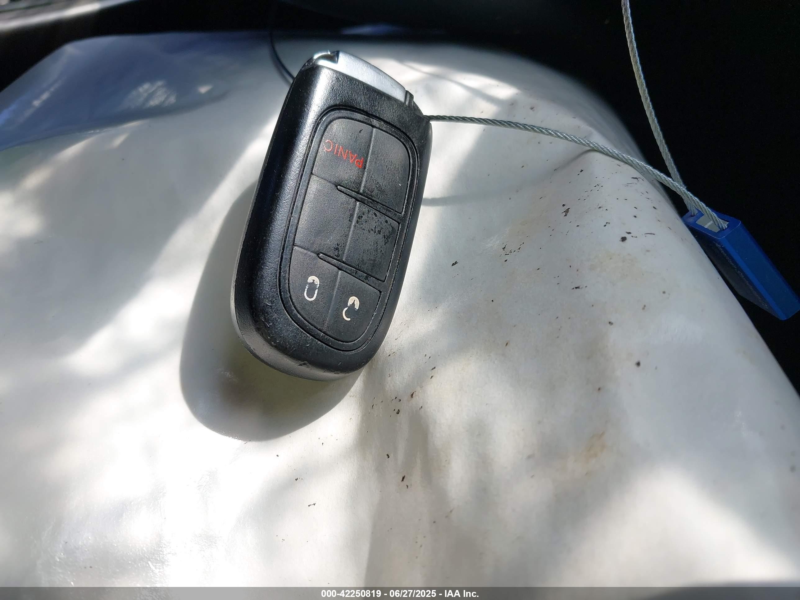 JEEP CHEROKEE image 11