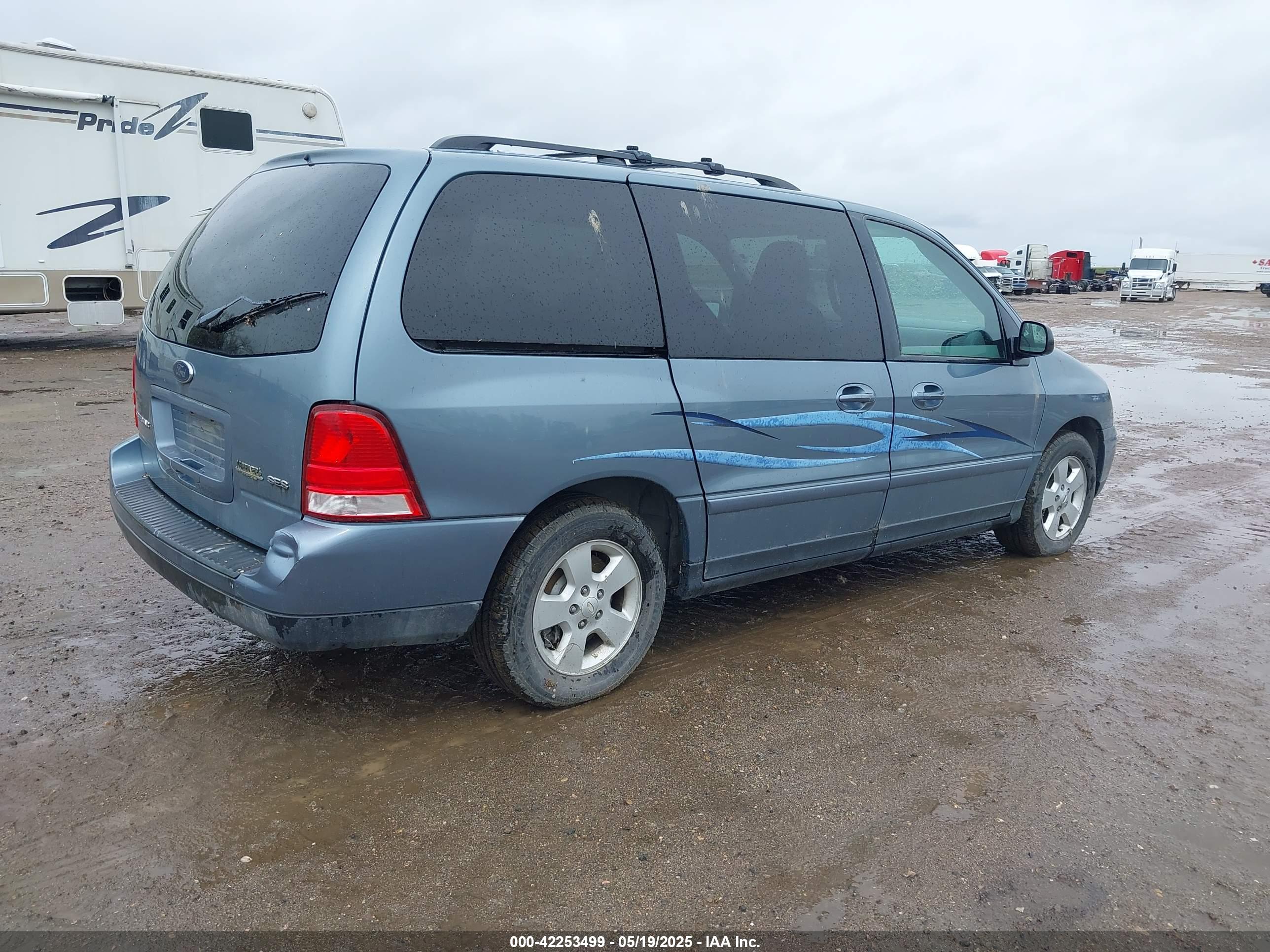 FORD FREESTAR image 4