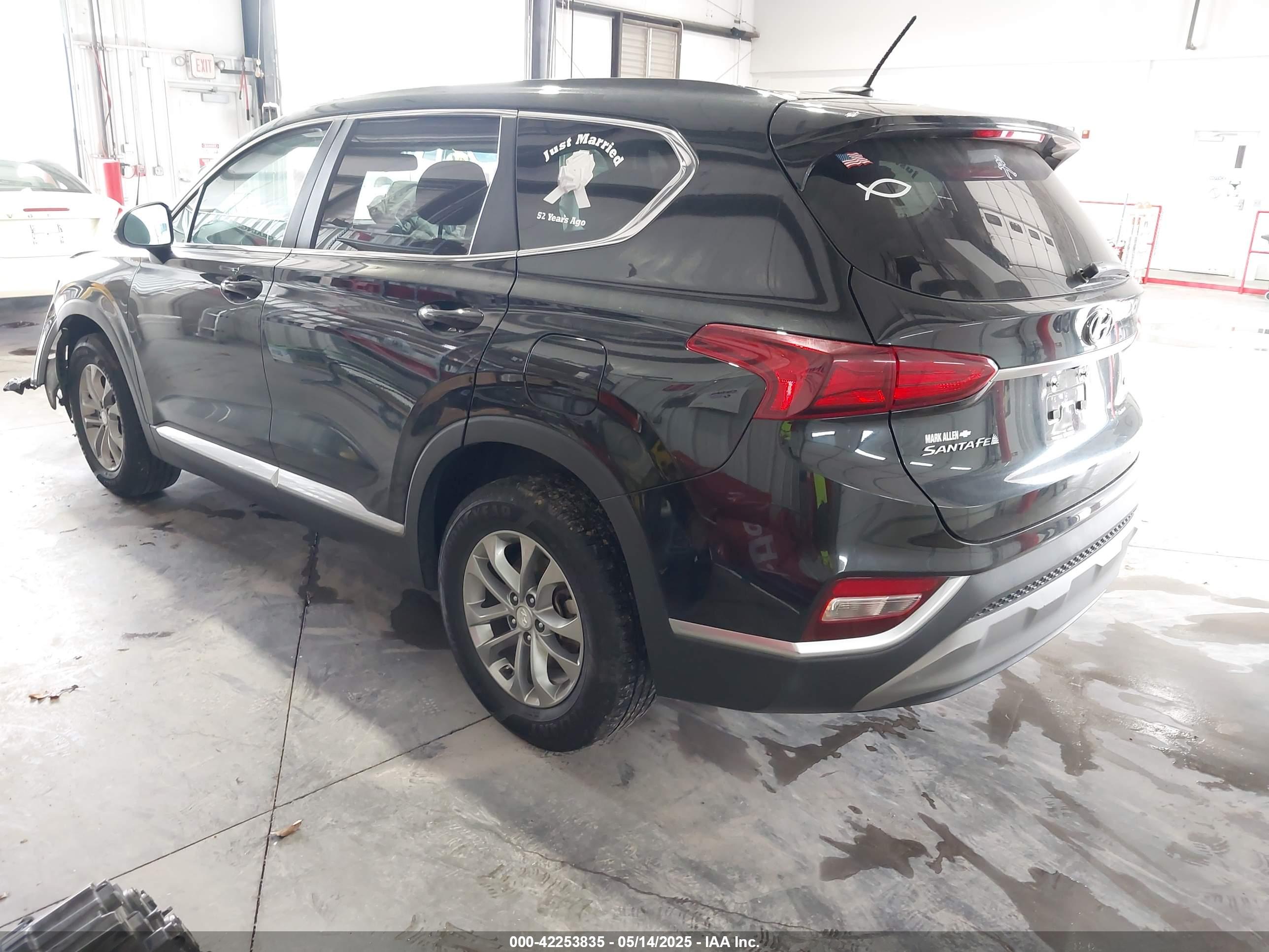 HYUNDAI SANTA image 3
