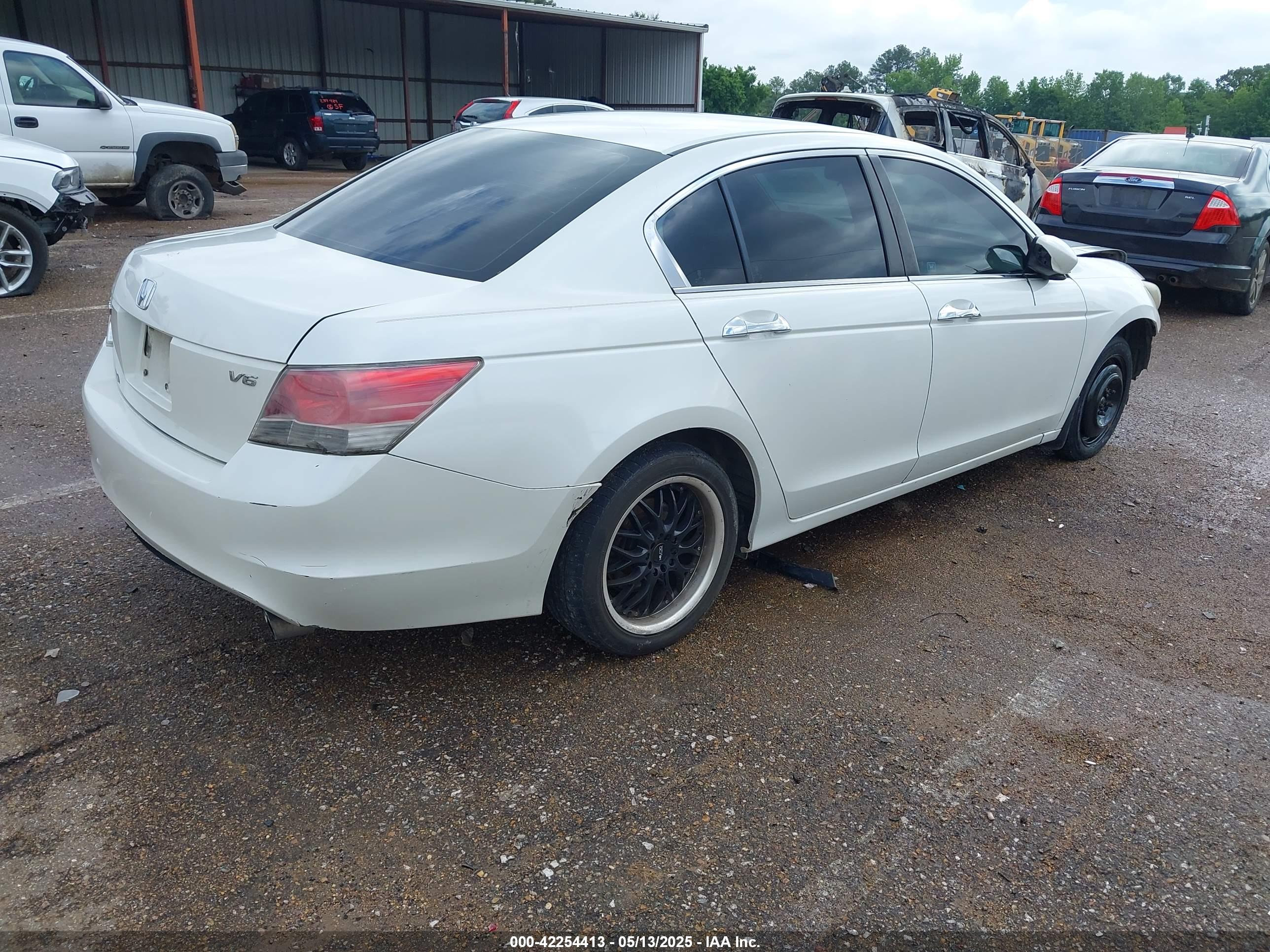 HONDA ACCORD image 4