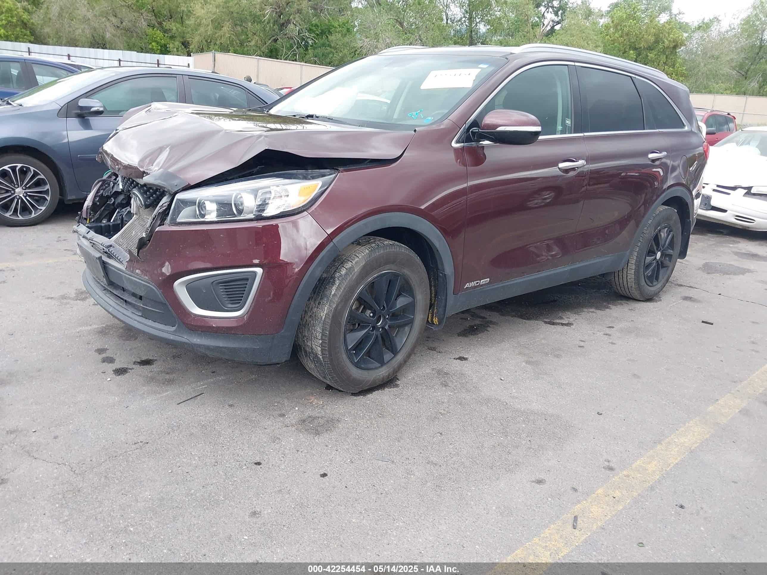 KIA SORENTO image 2