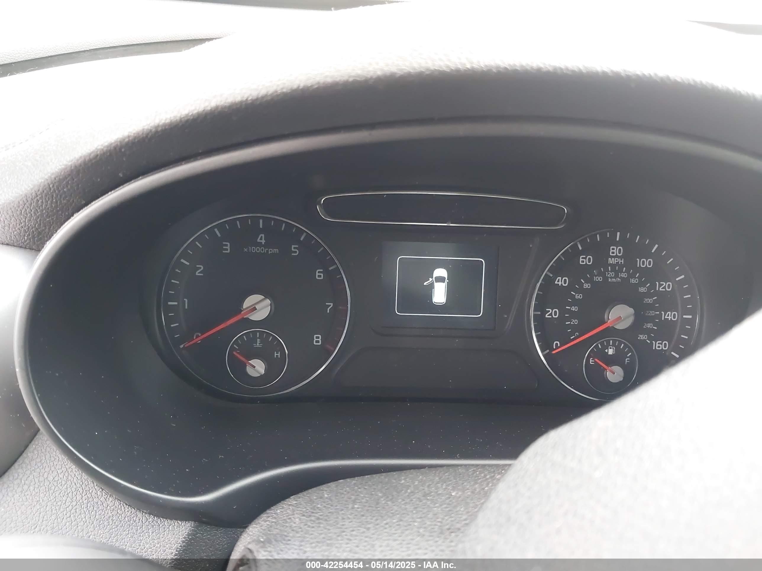 KIA SORENTO image 7