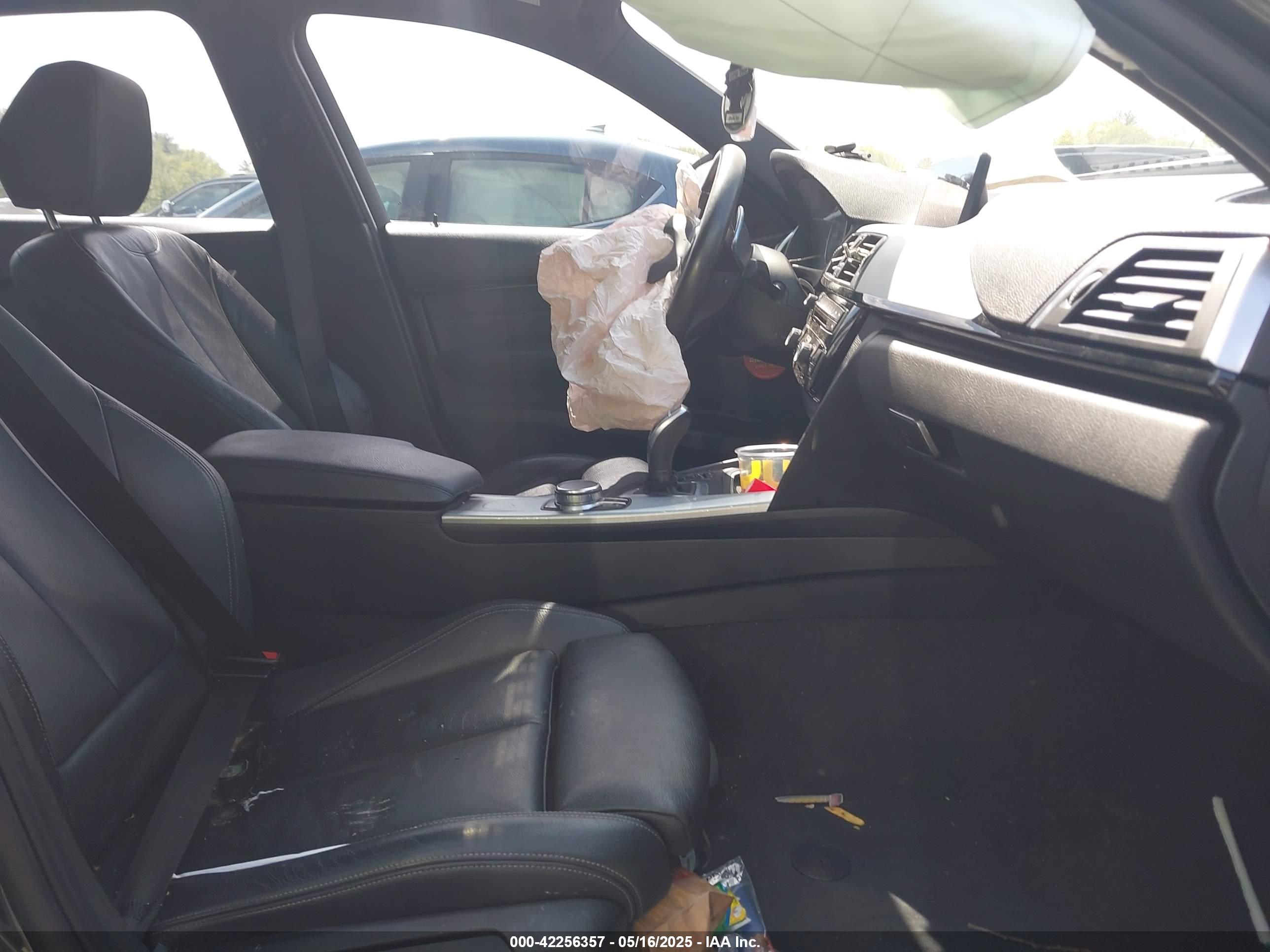 BMW 330I image 5