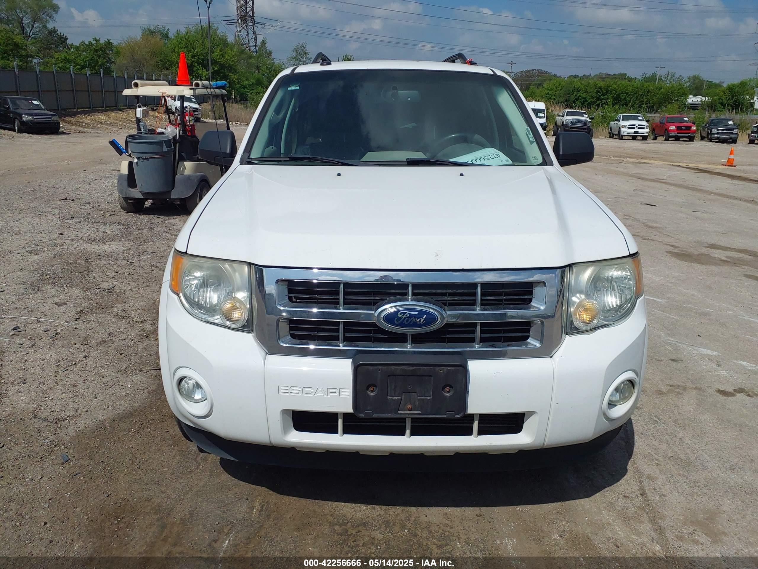 FORD ESCAPE image 6