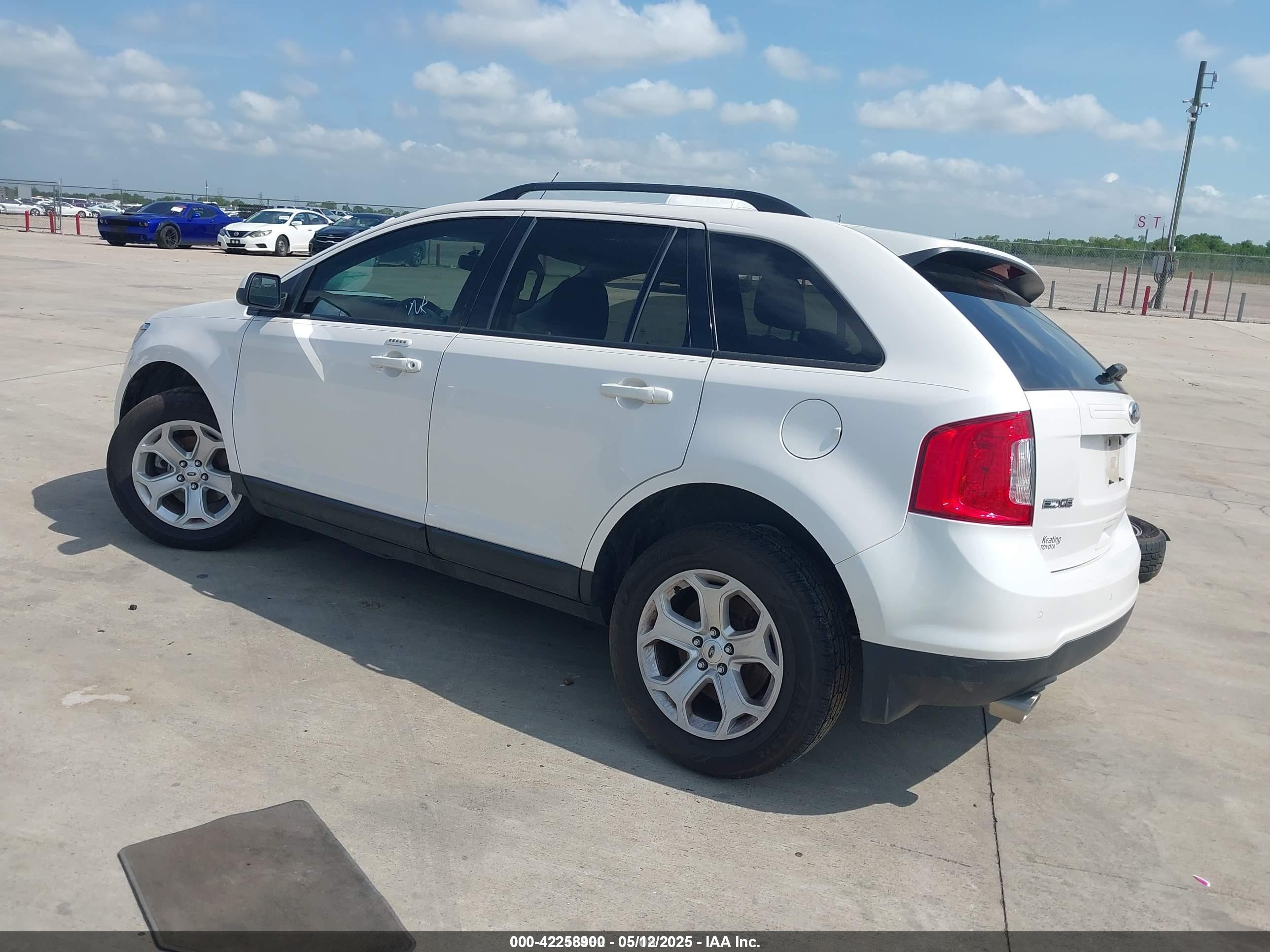 FORD EDGE image 3