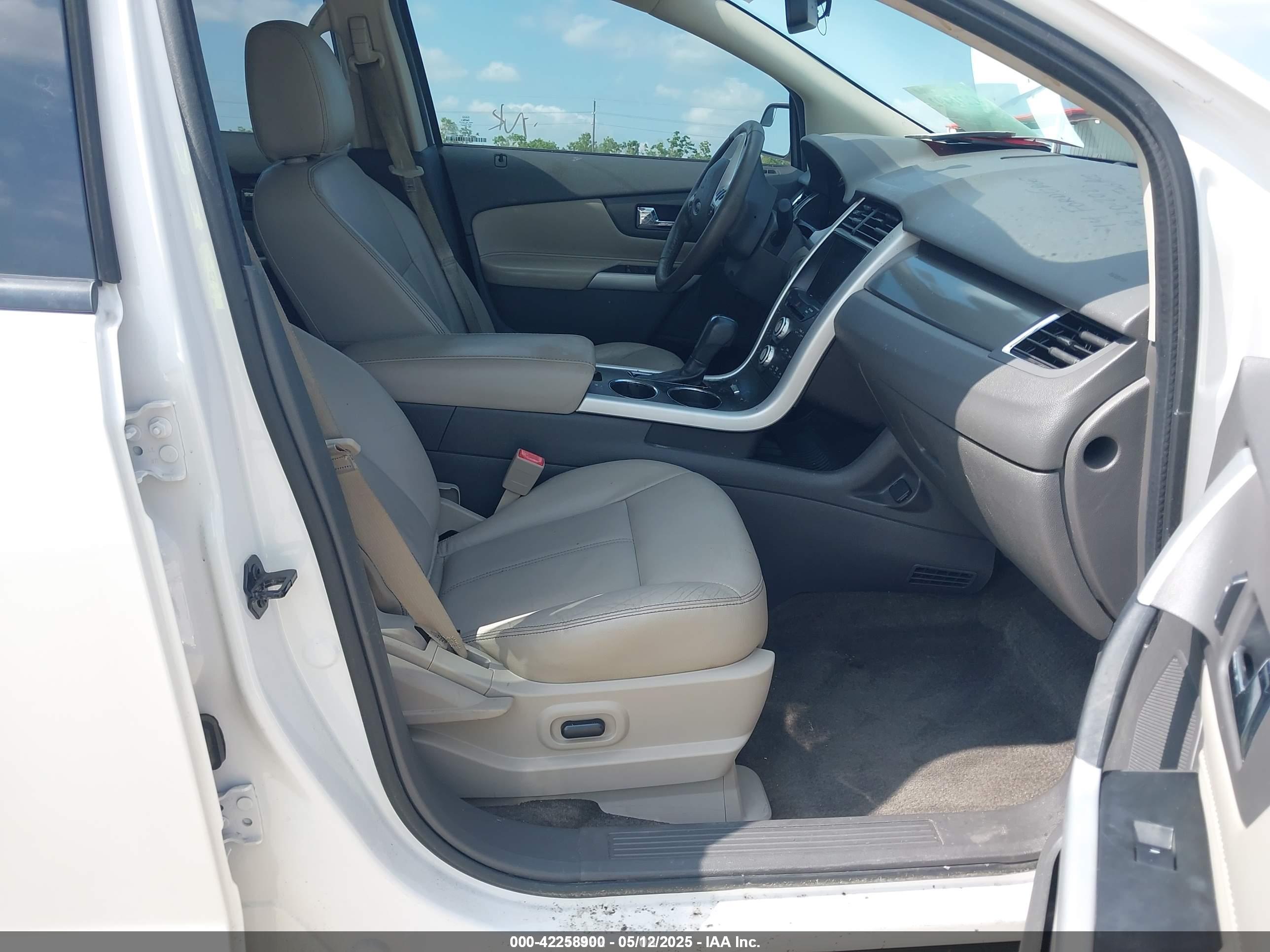 FORD EDGE image 5