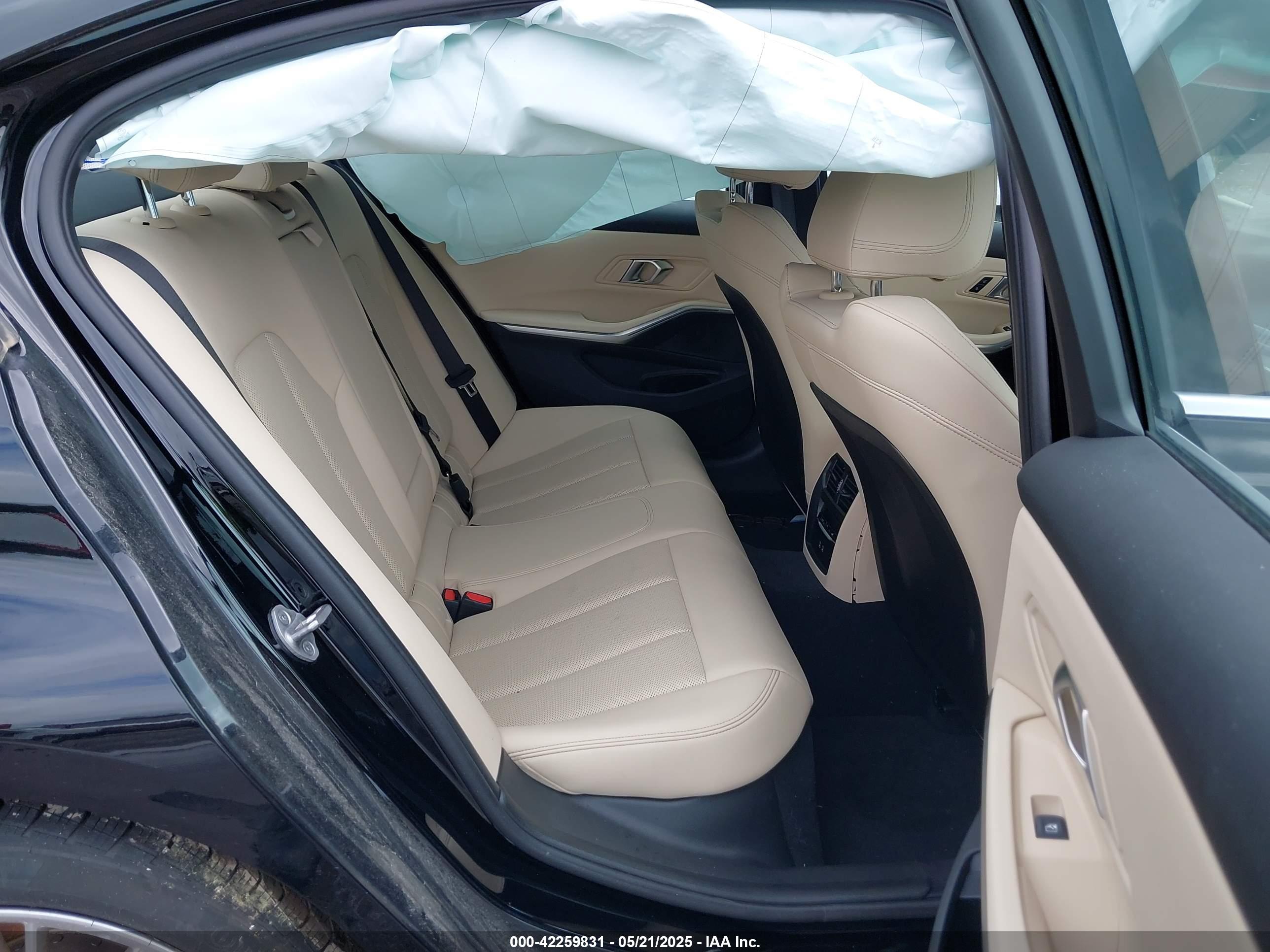 BMW 3 image 8
