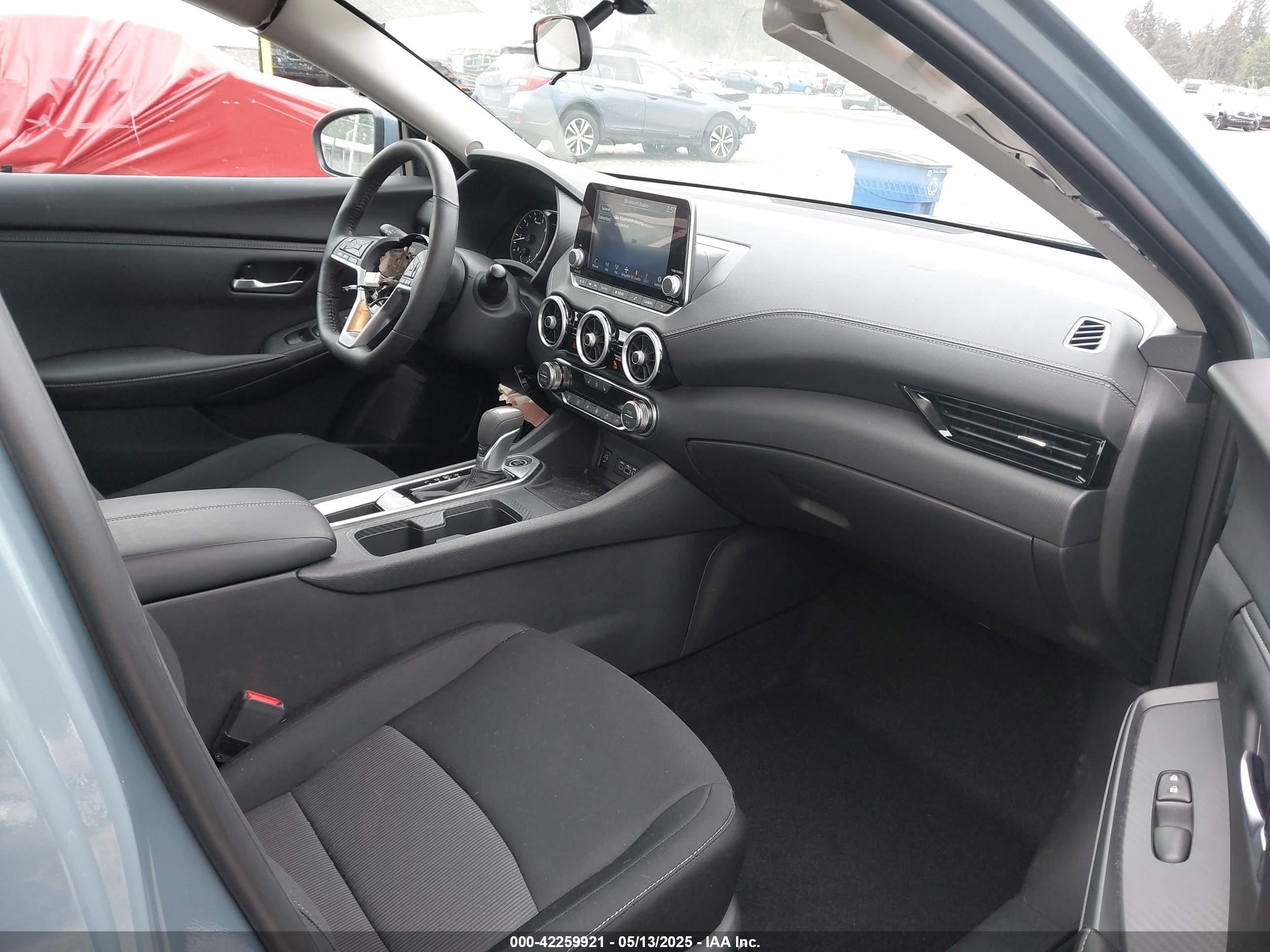 NISSAN SENTRA image 5