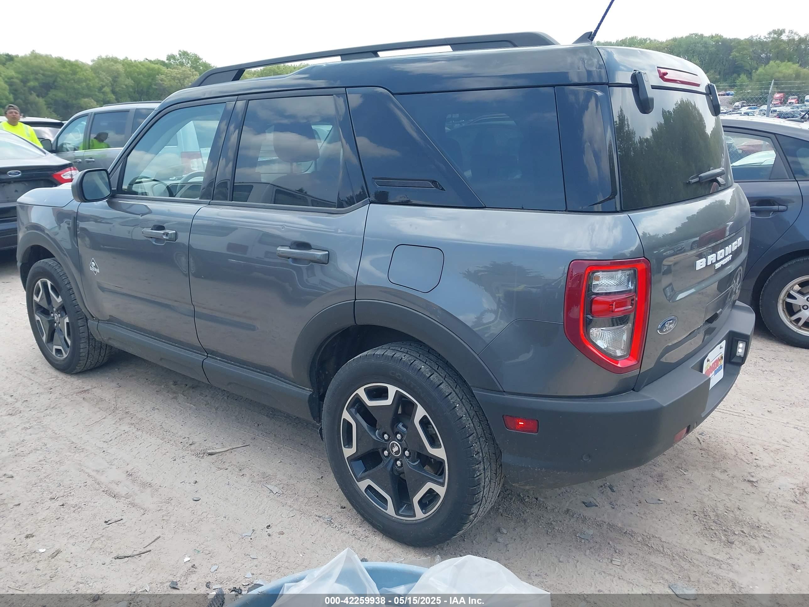 FORD BRONCO image 3