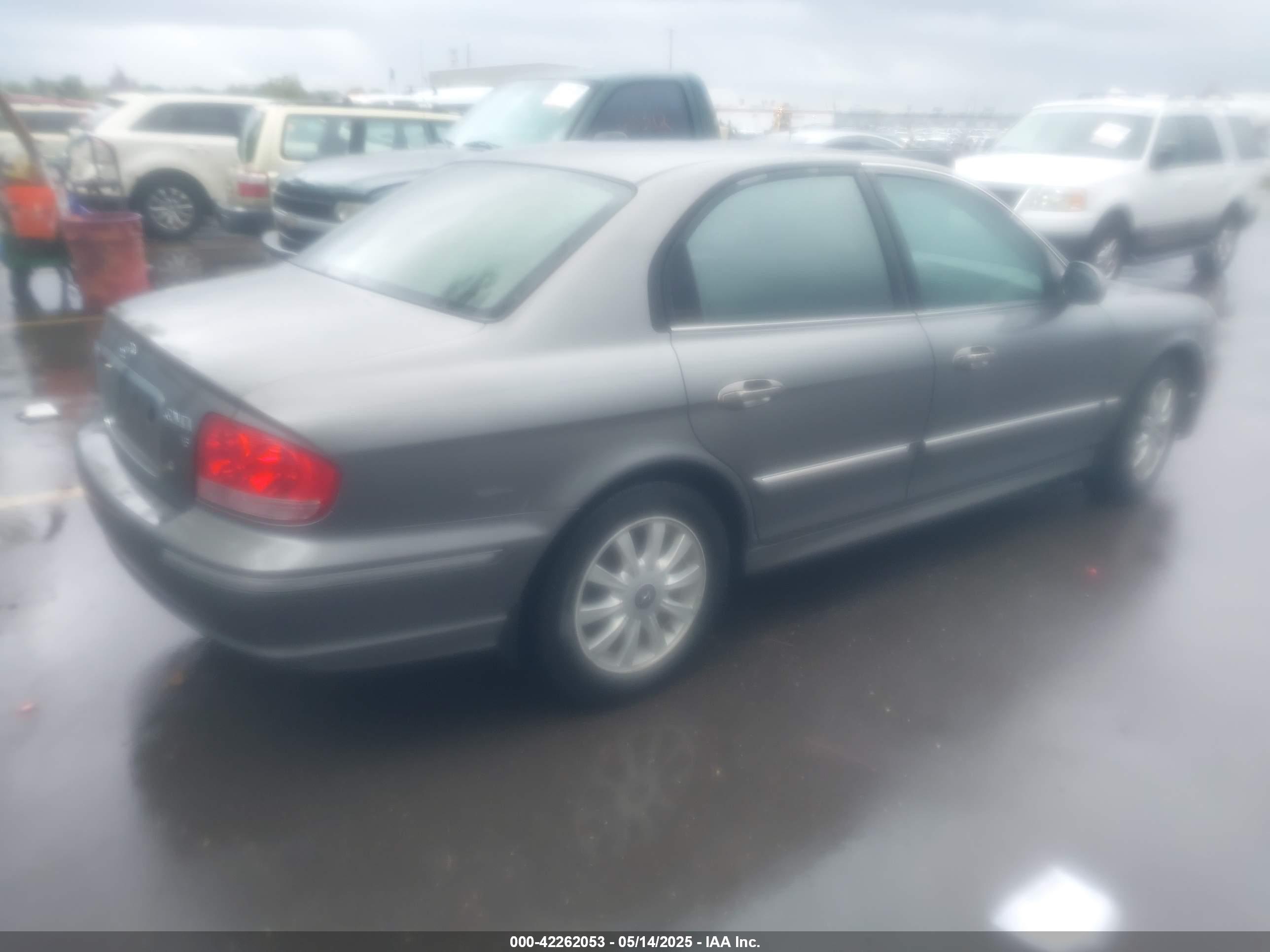 HYUNDAI SONATA image 4