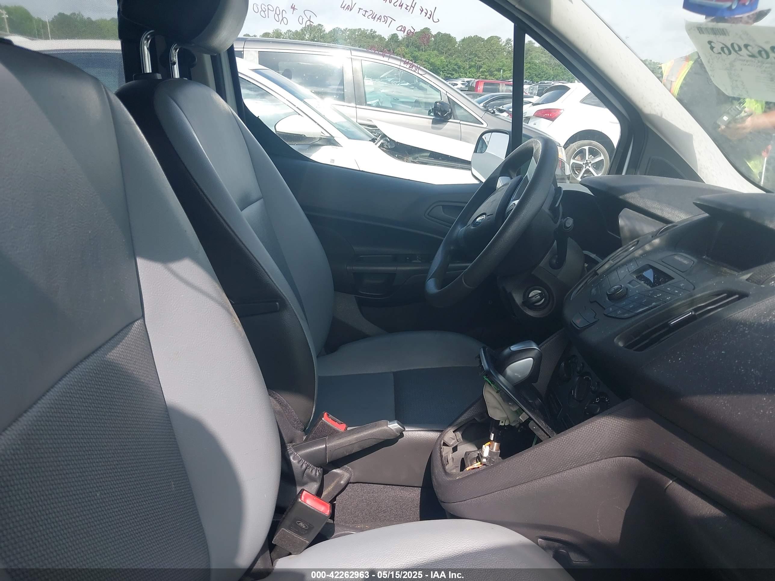 FORD TRANSIT image 5