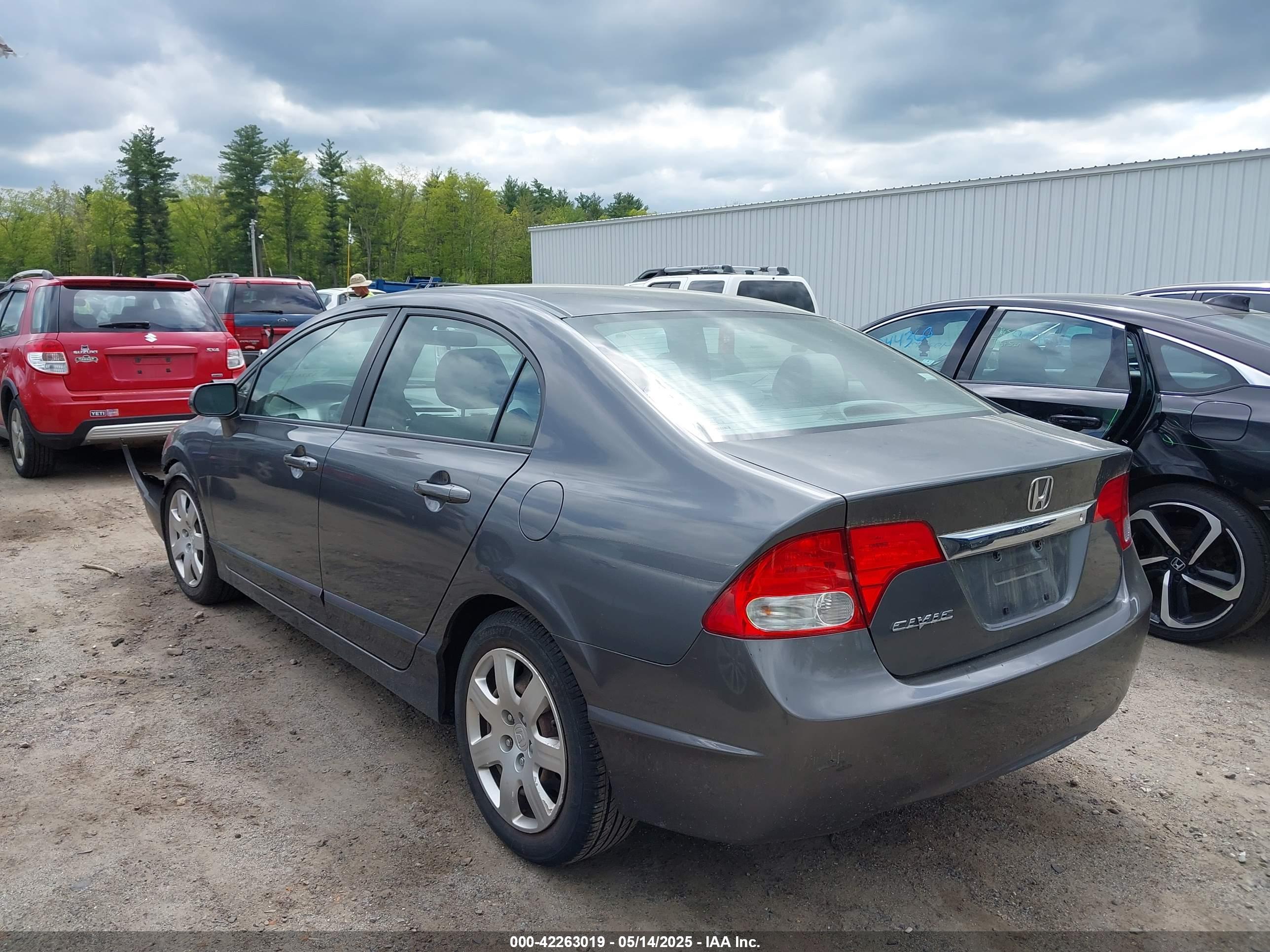 HONDA CIVIC image 3